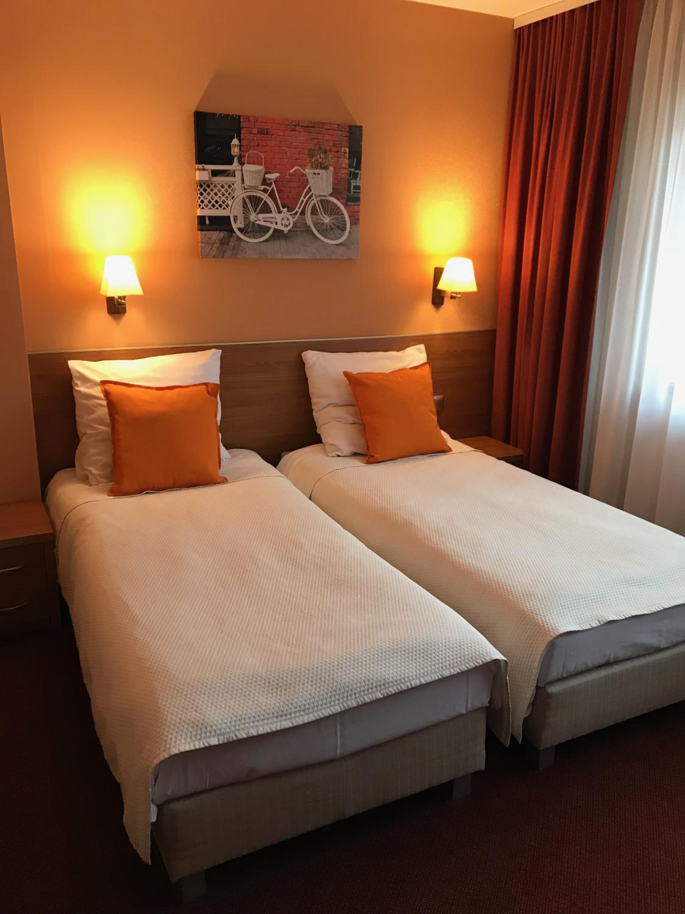 Double Room - Photo 2