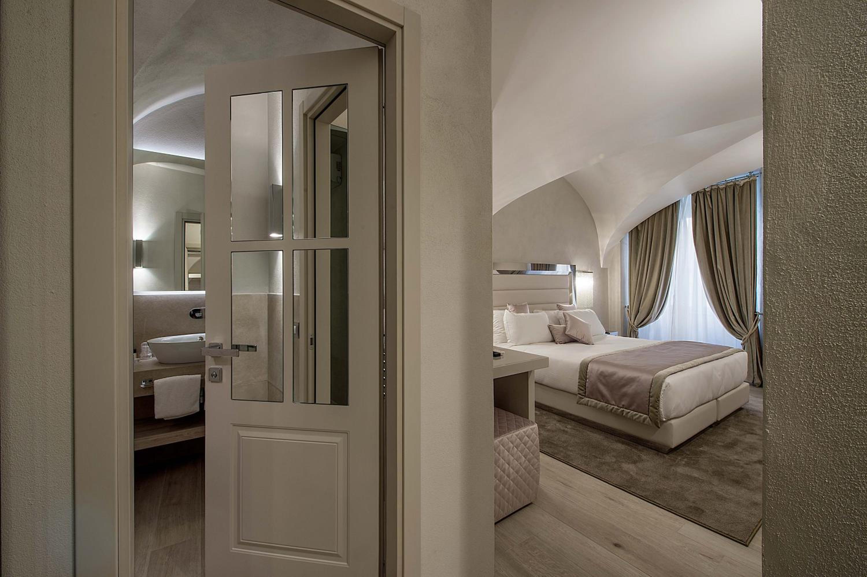 Available room