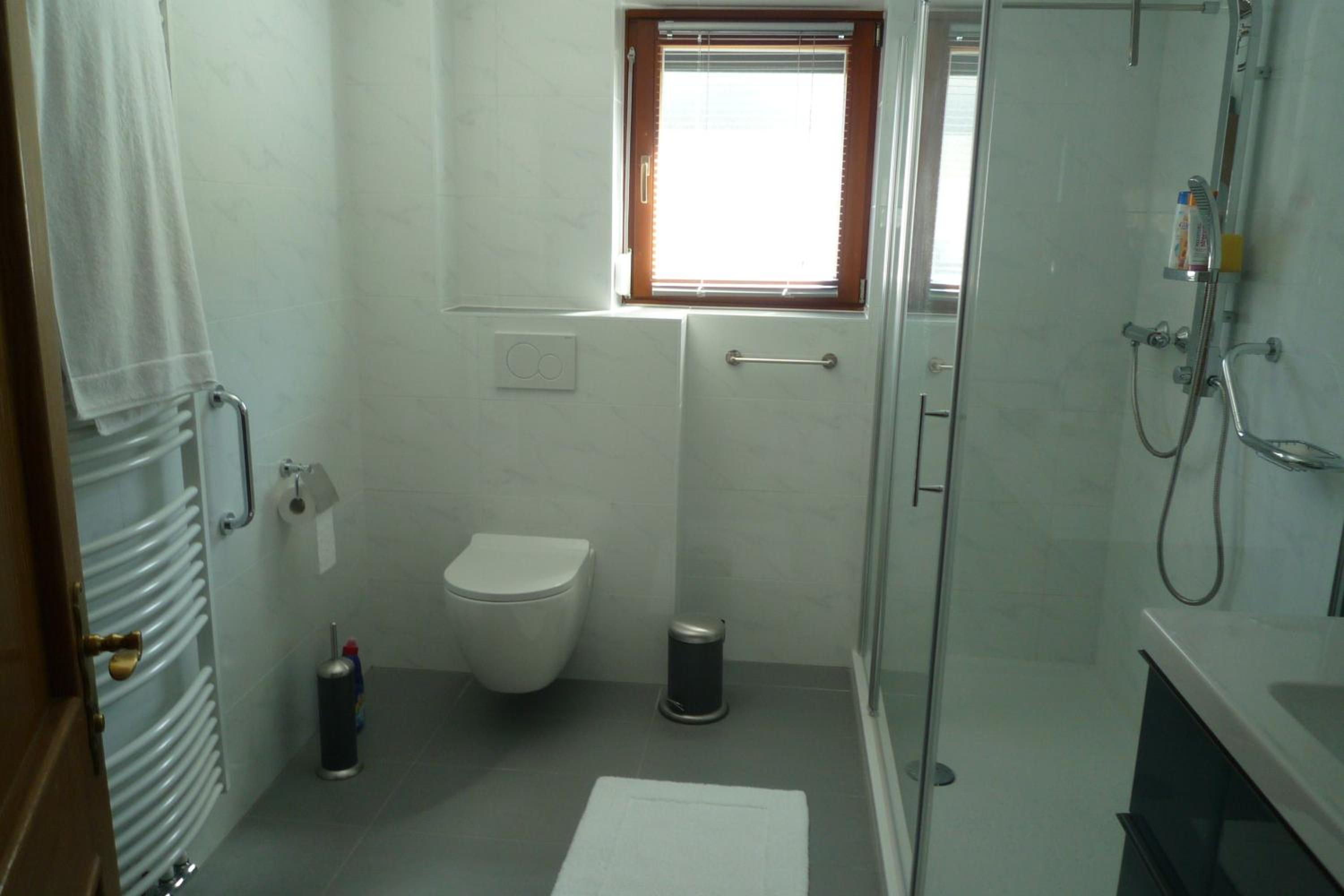 Deluxe Apartment photo 2