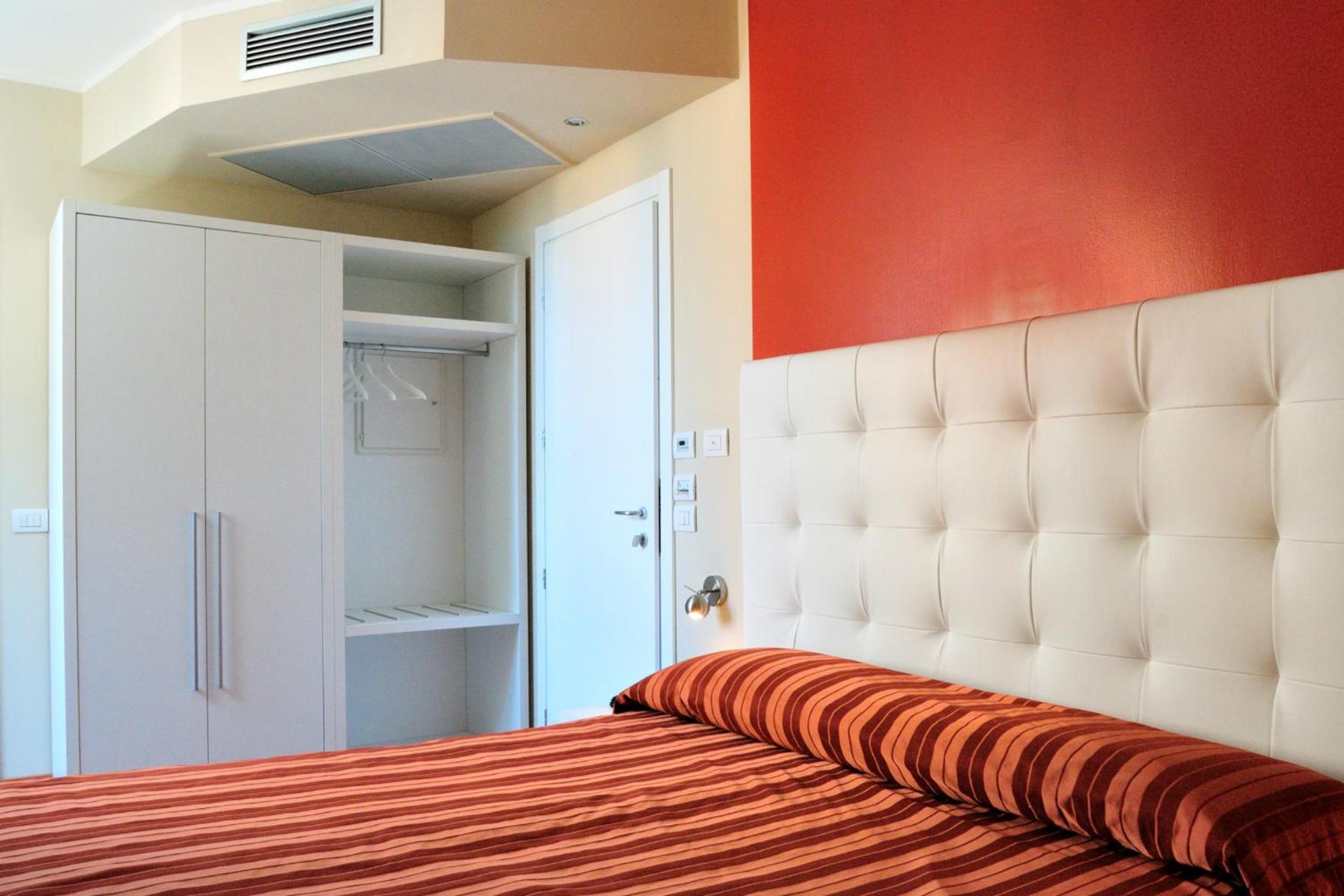 Superior Double or Twin Room - Photo 1