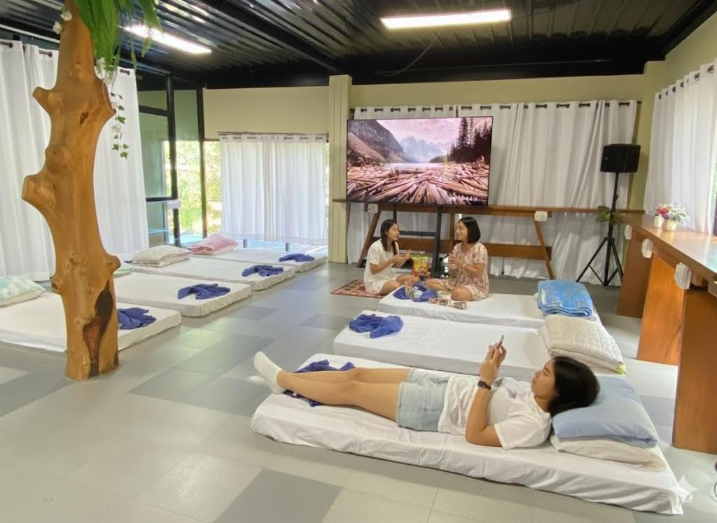 Mixed Dormitory Room
