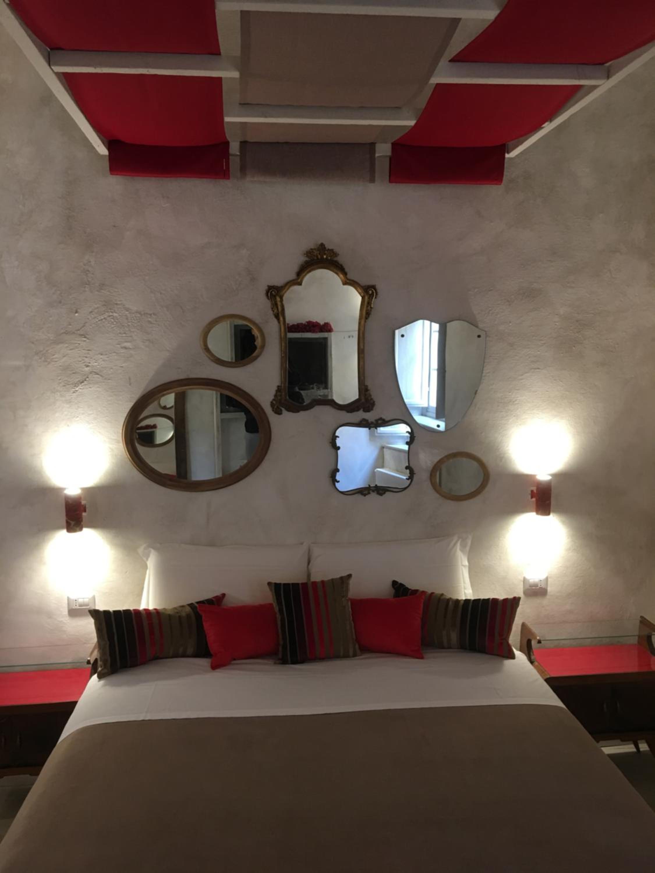 Deluxe Double or Twin Room photo 2