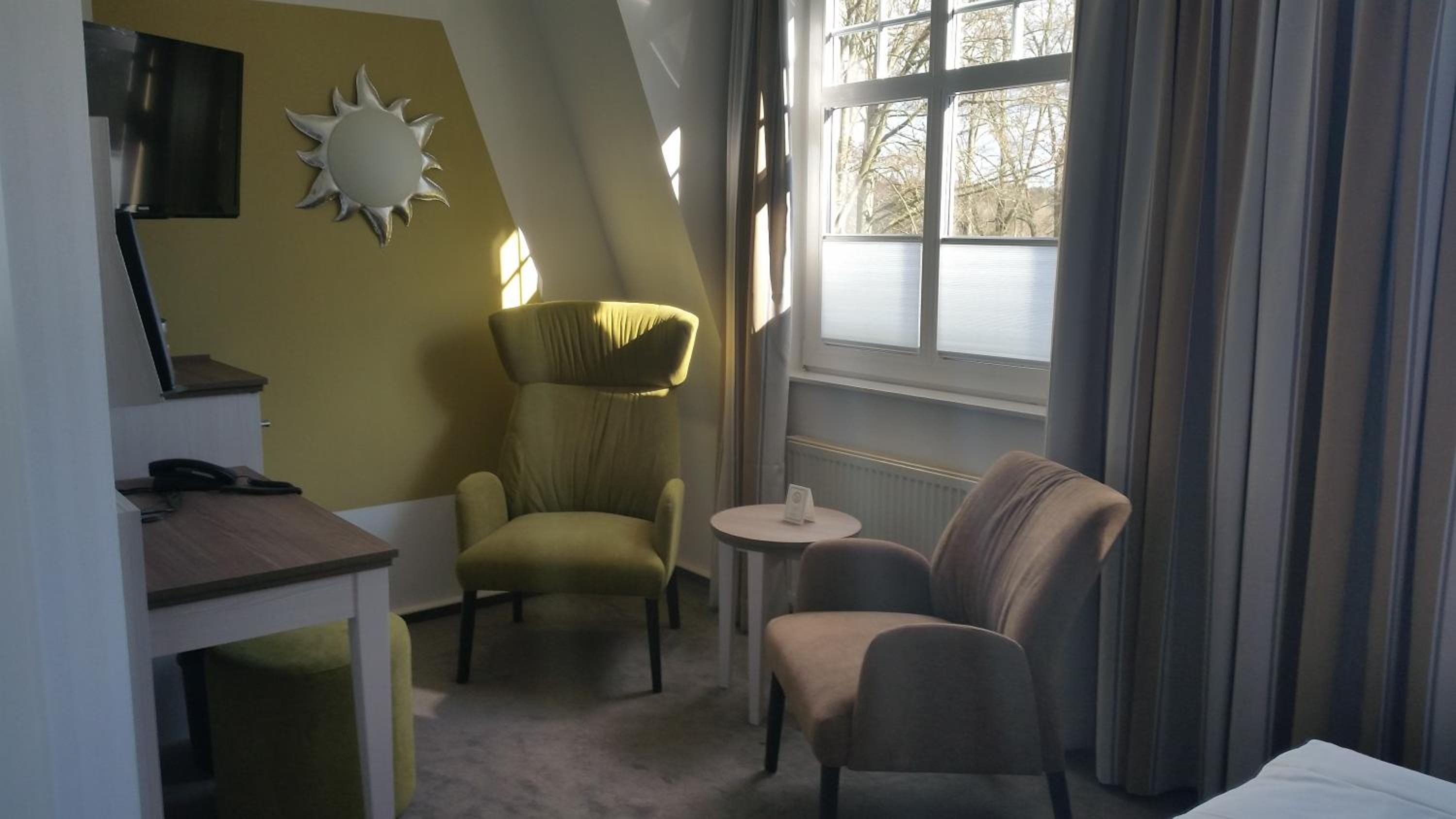 Superior Double Room with Balcony - Photo 6