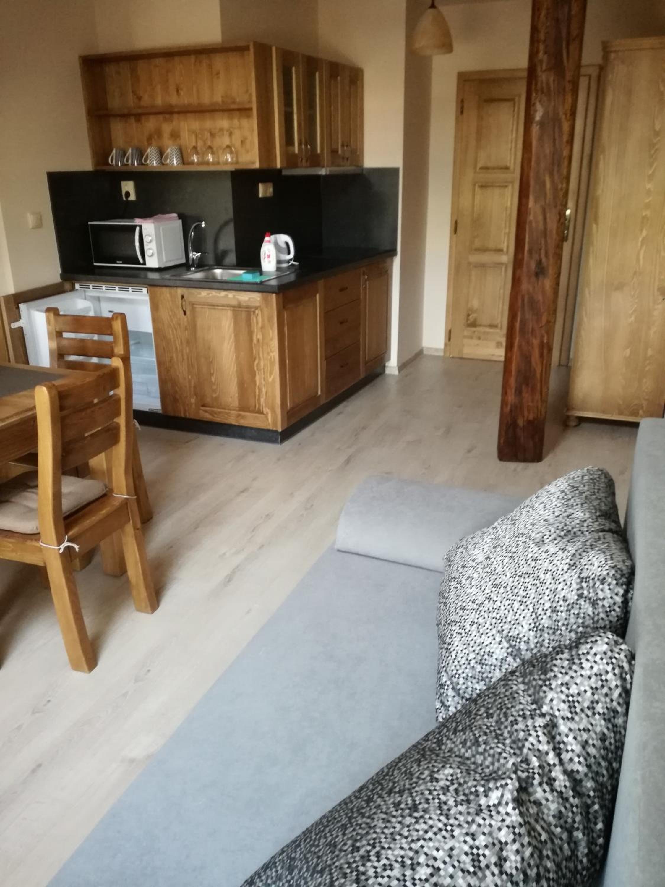 Apartment photo 2