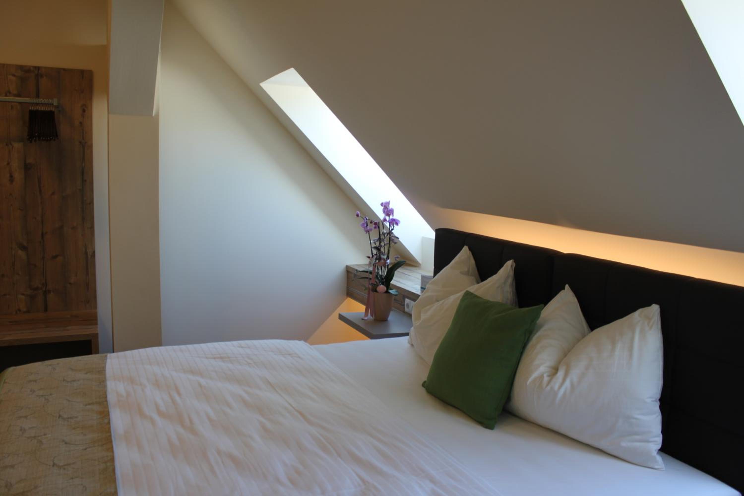 Standard Double Room / 3 photo 3