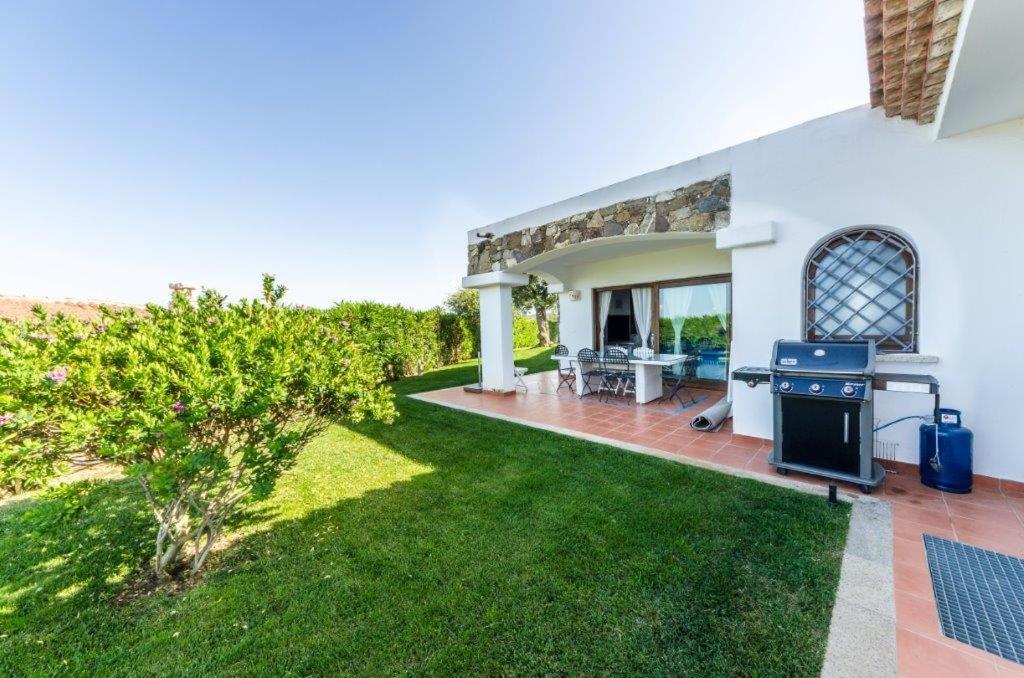 Four-Bedroom Villa with Private Pool photo 3