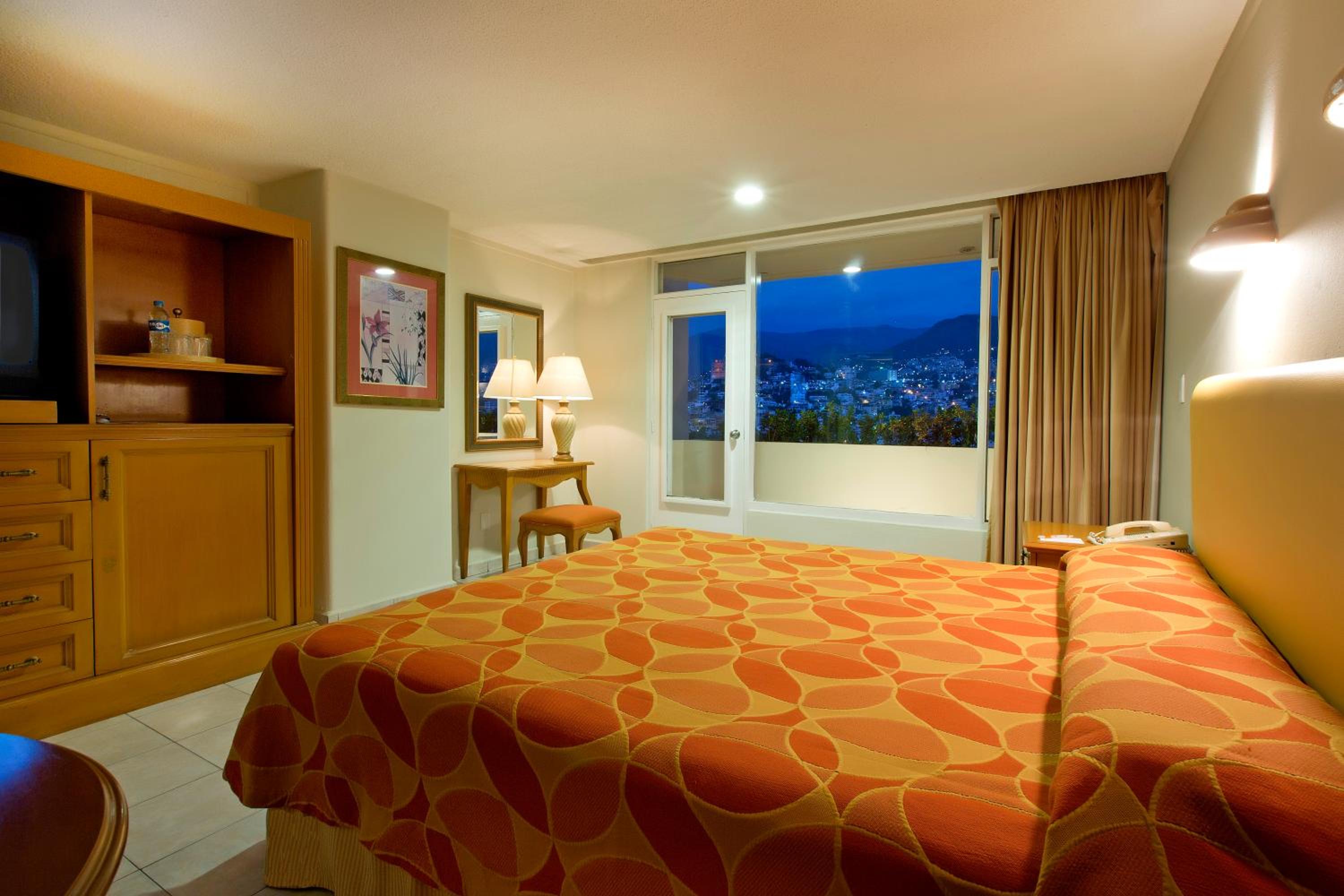 King Room with Mountain View - Photo 5