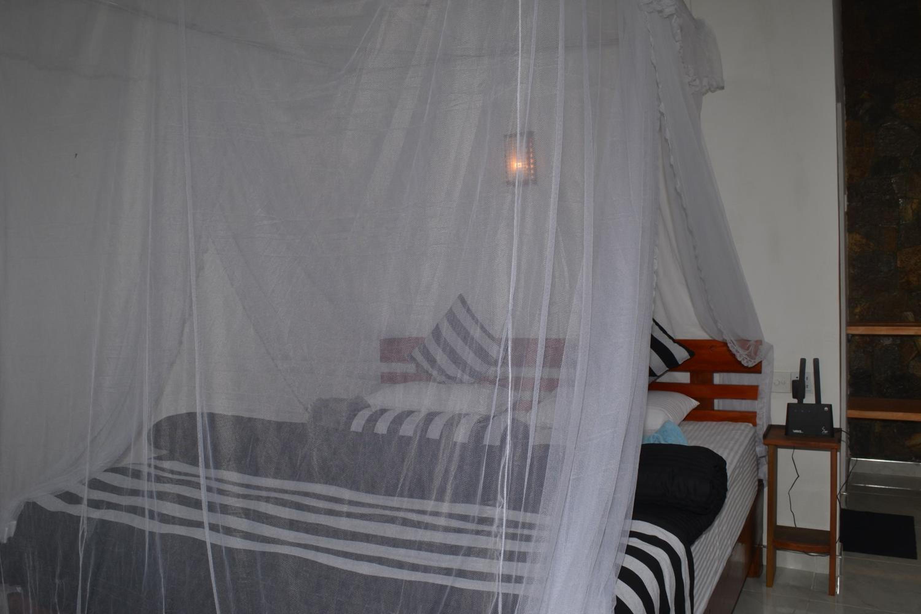 Deluxe Double Room with Balcony photo 2