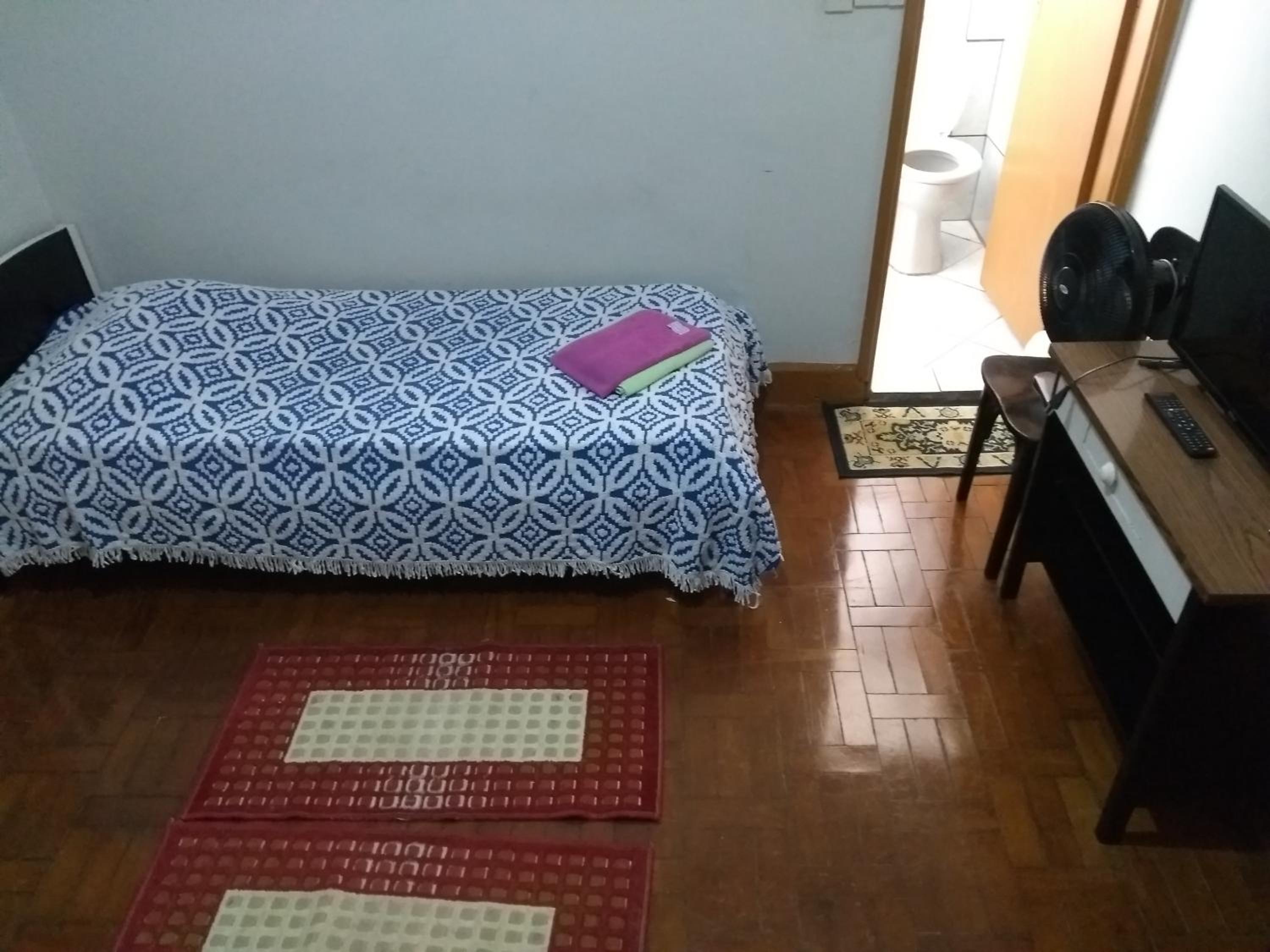 Twin Room with Private Bathroom