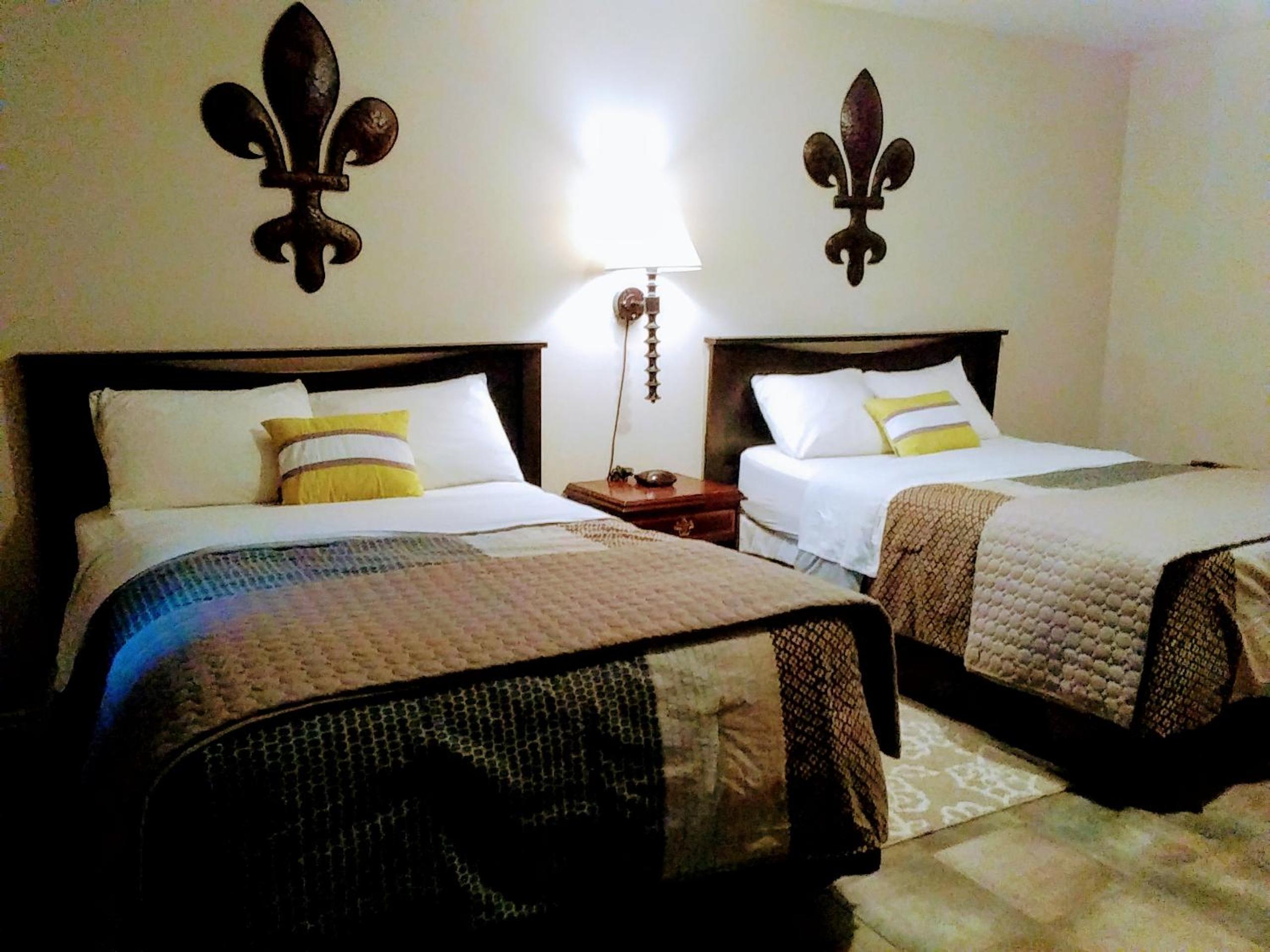 Double Room with Two Double Beds photo 3