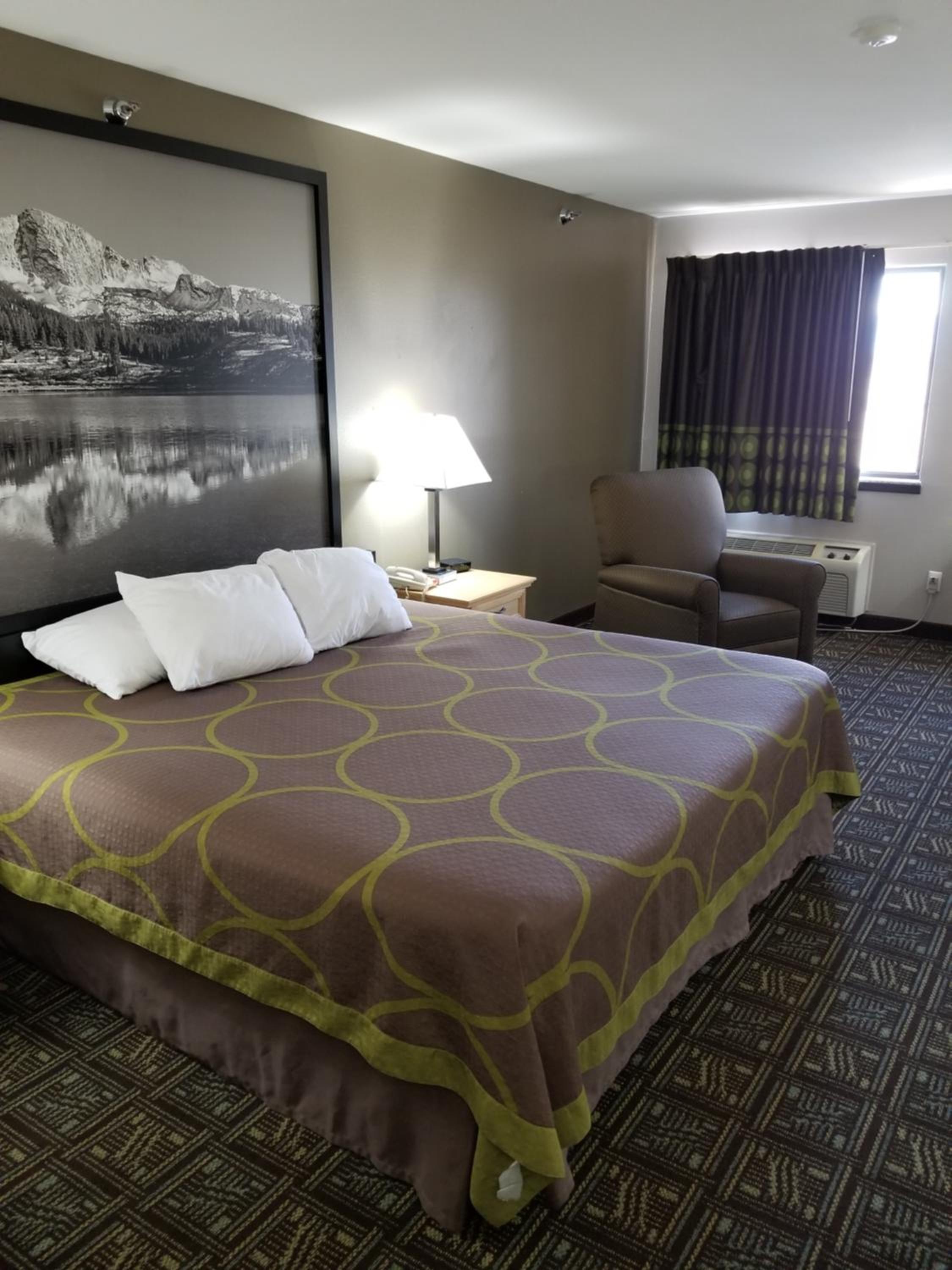 King Room - Disability Access/Non-Smoking - Photo 1