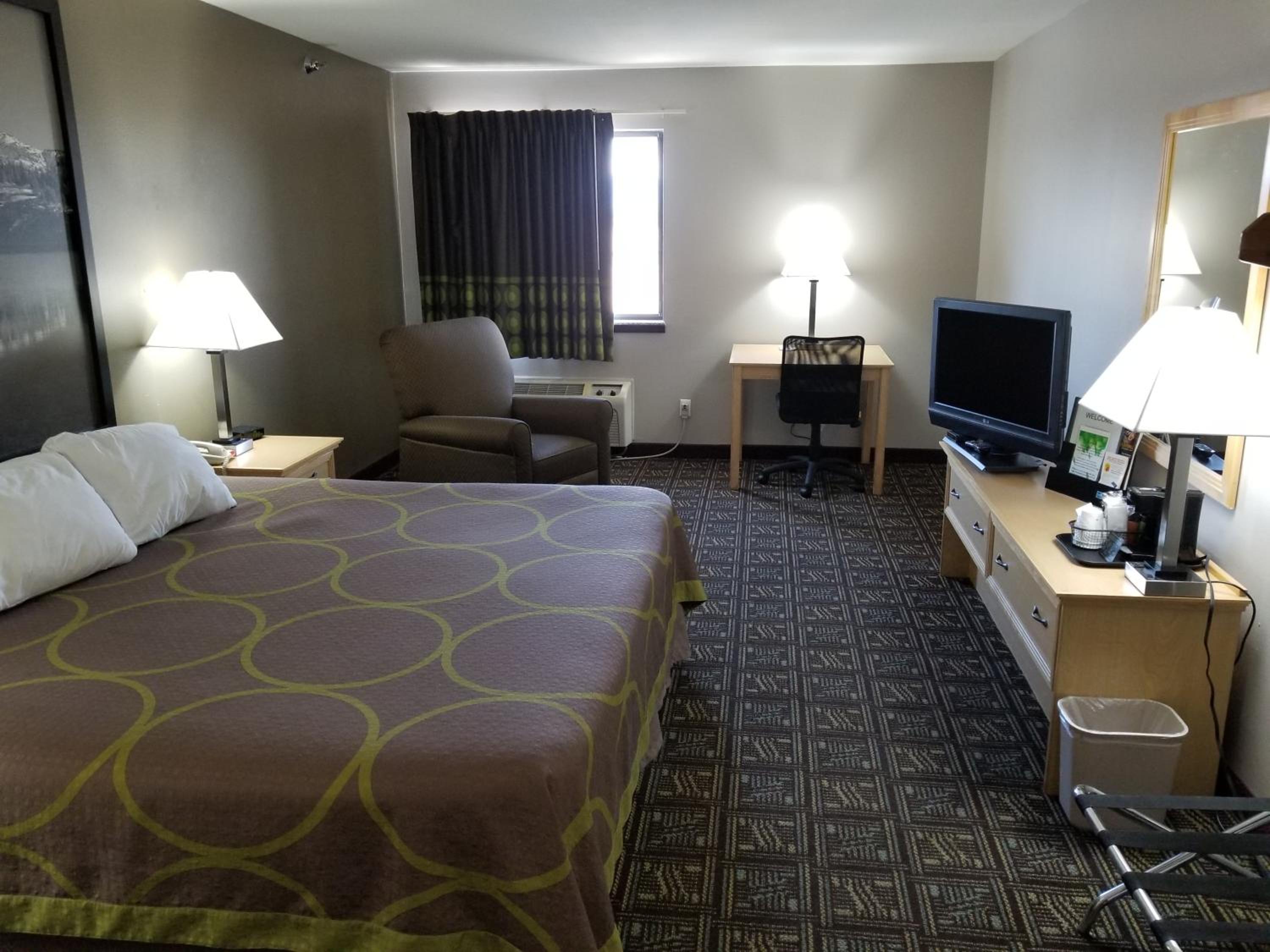 King Room - Disability Access/Non-Smoking - Photo 3