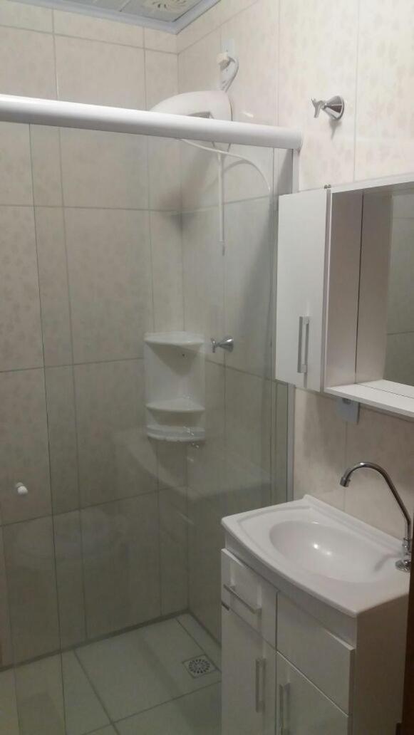 Quadruple Room with Private Bathroom - Photo 14