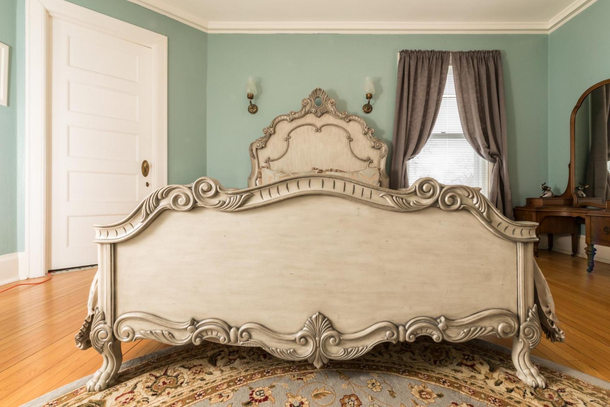 Deluxe Queen Room photo 3