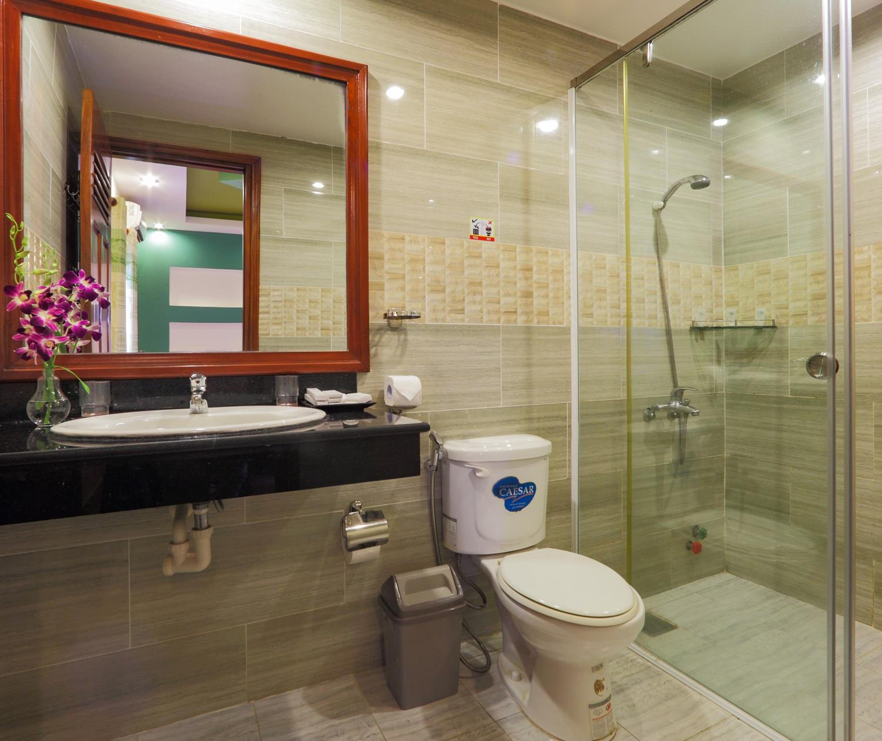 Standard Twin Room with Garden View photo 2