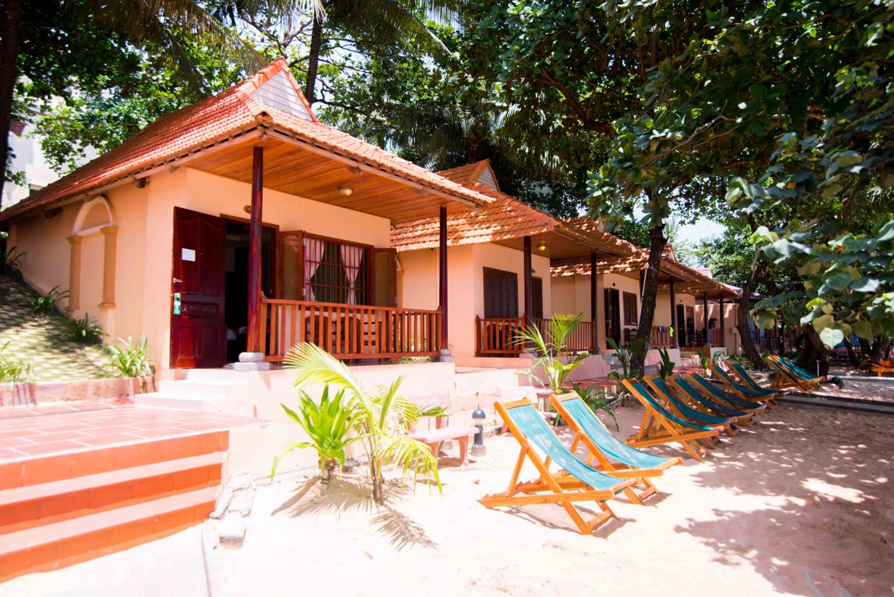 Bungalow - Beach Front photo 2