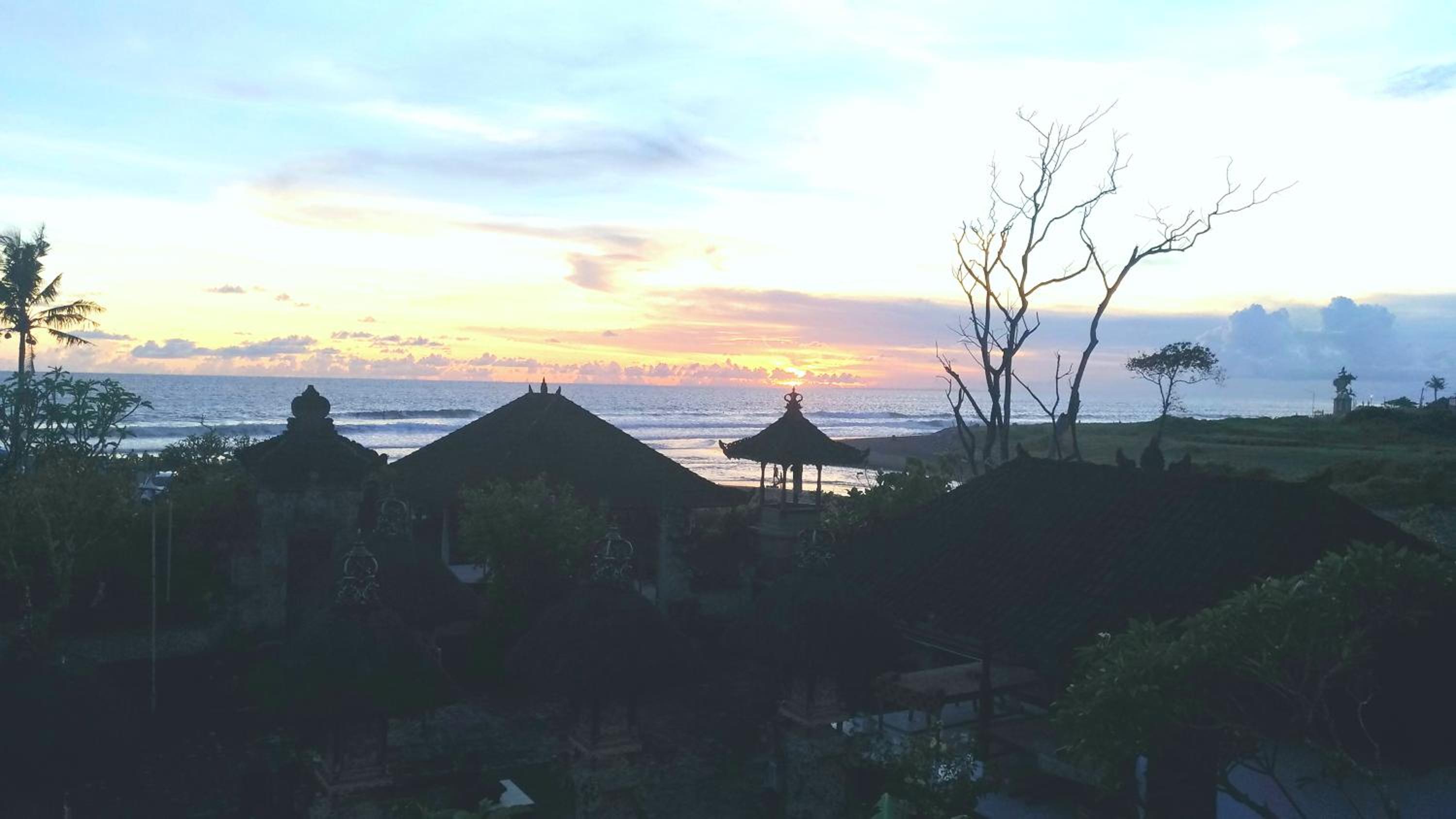Standard Twin Room with Sunset View - Photo 2
