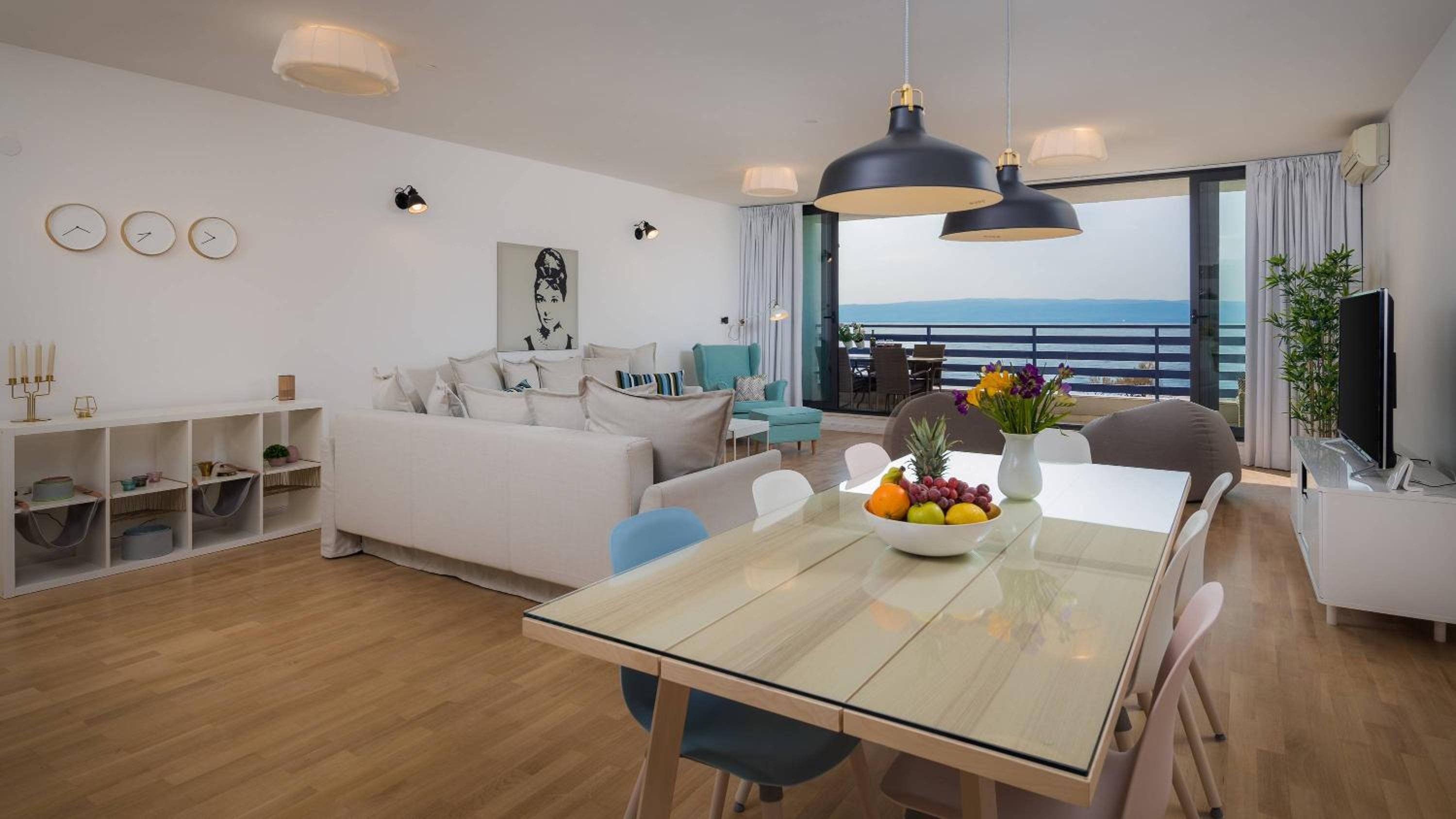 Apartment With Sauna And Sea View