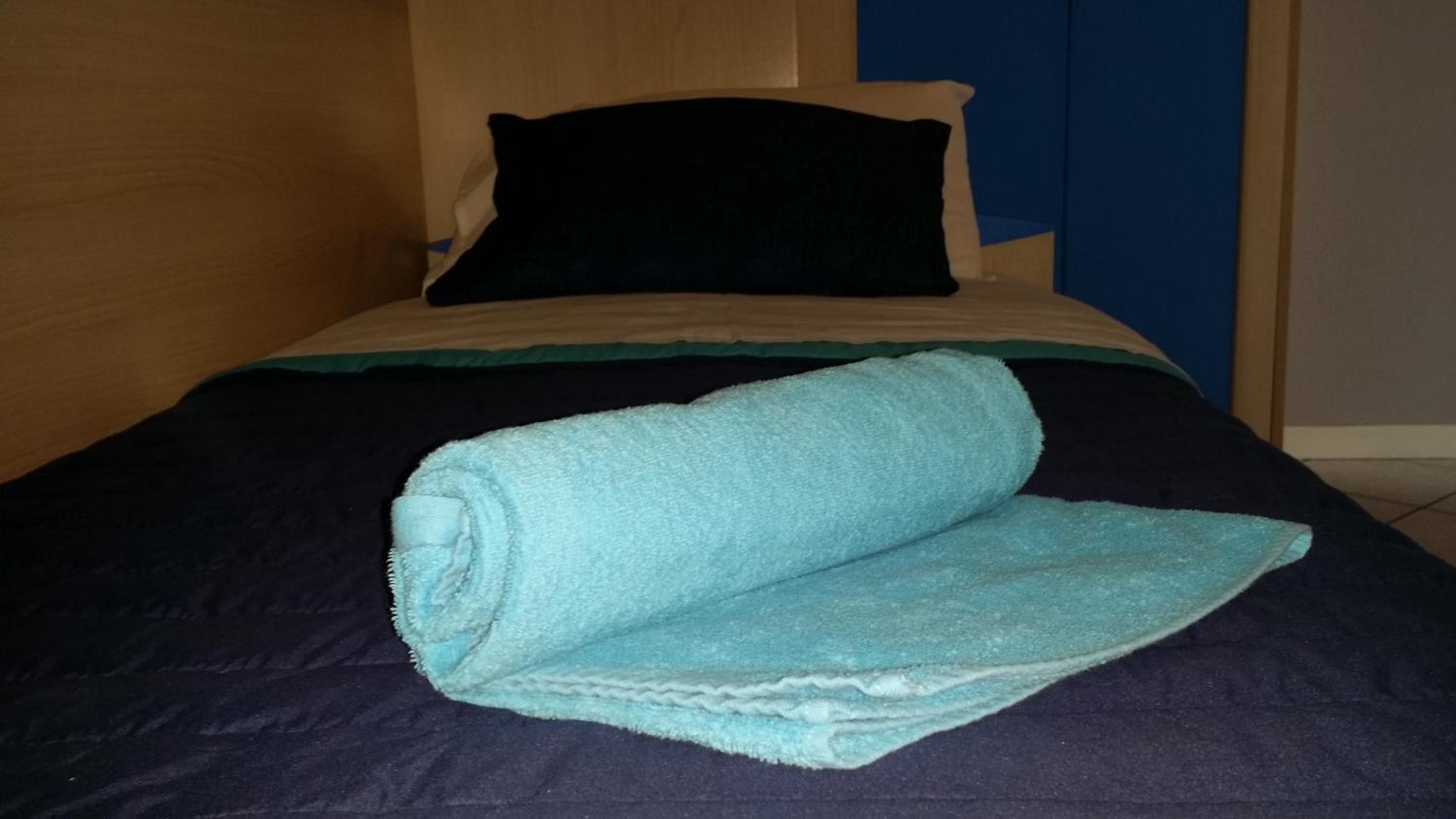 Standard Single Room with Shared Bathroom photo 1