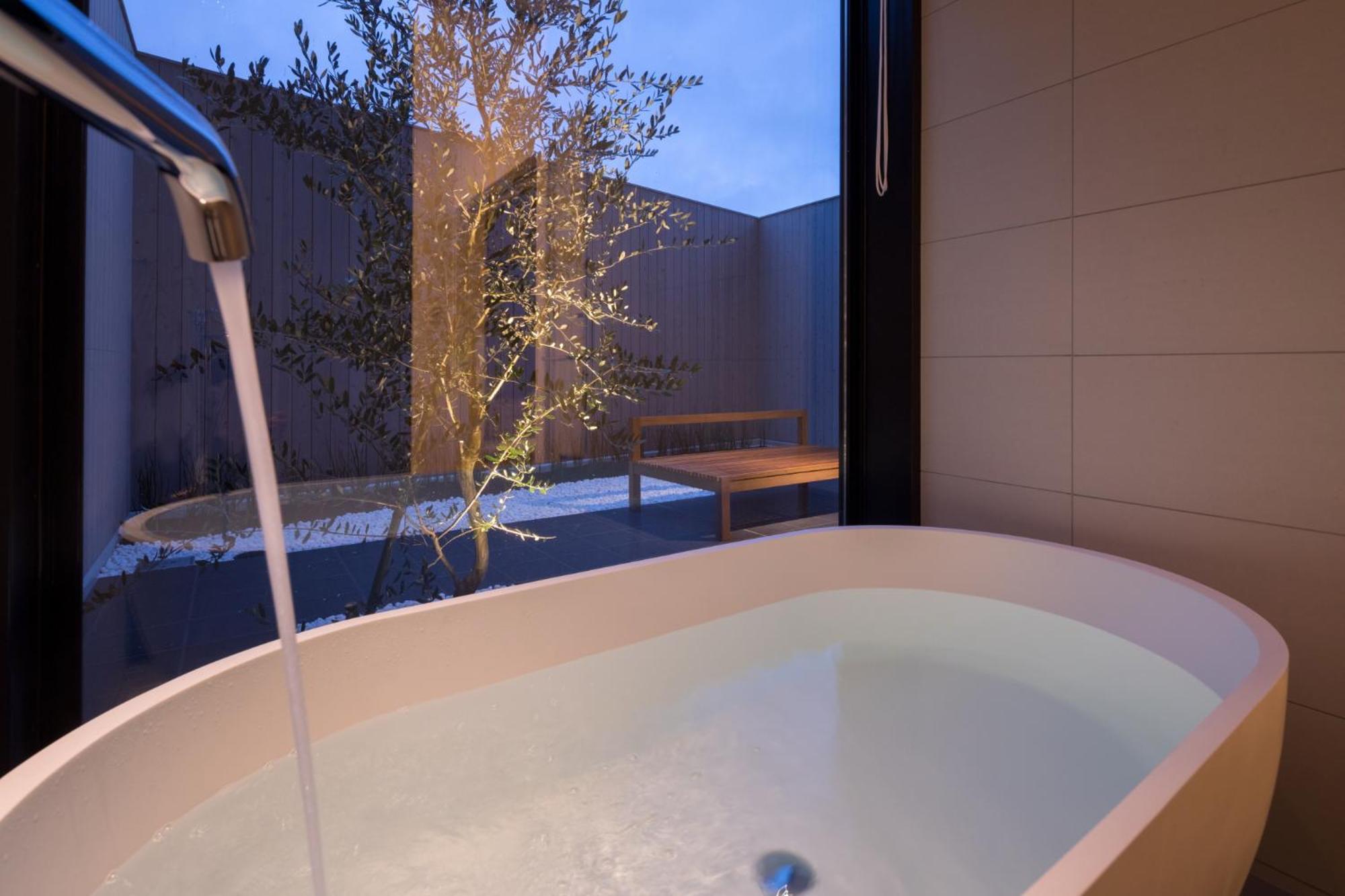 Twin Room with Terrace photo 3