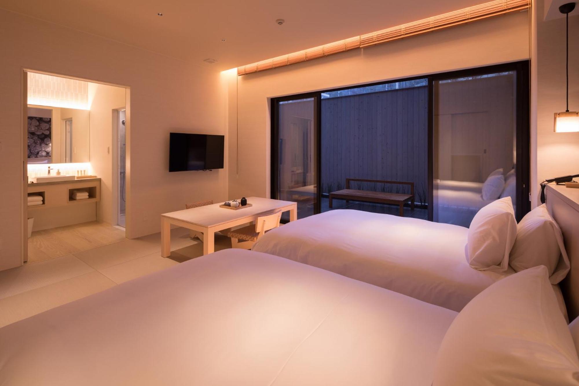 Twin Room with Terrace photo 1