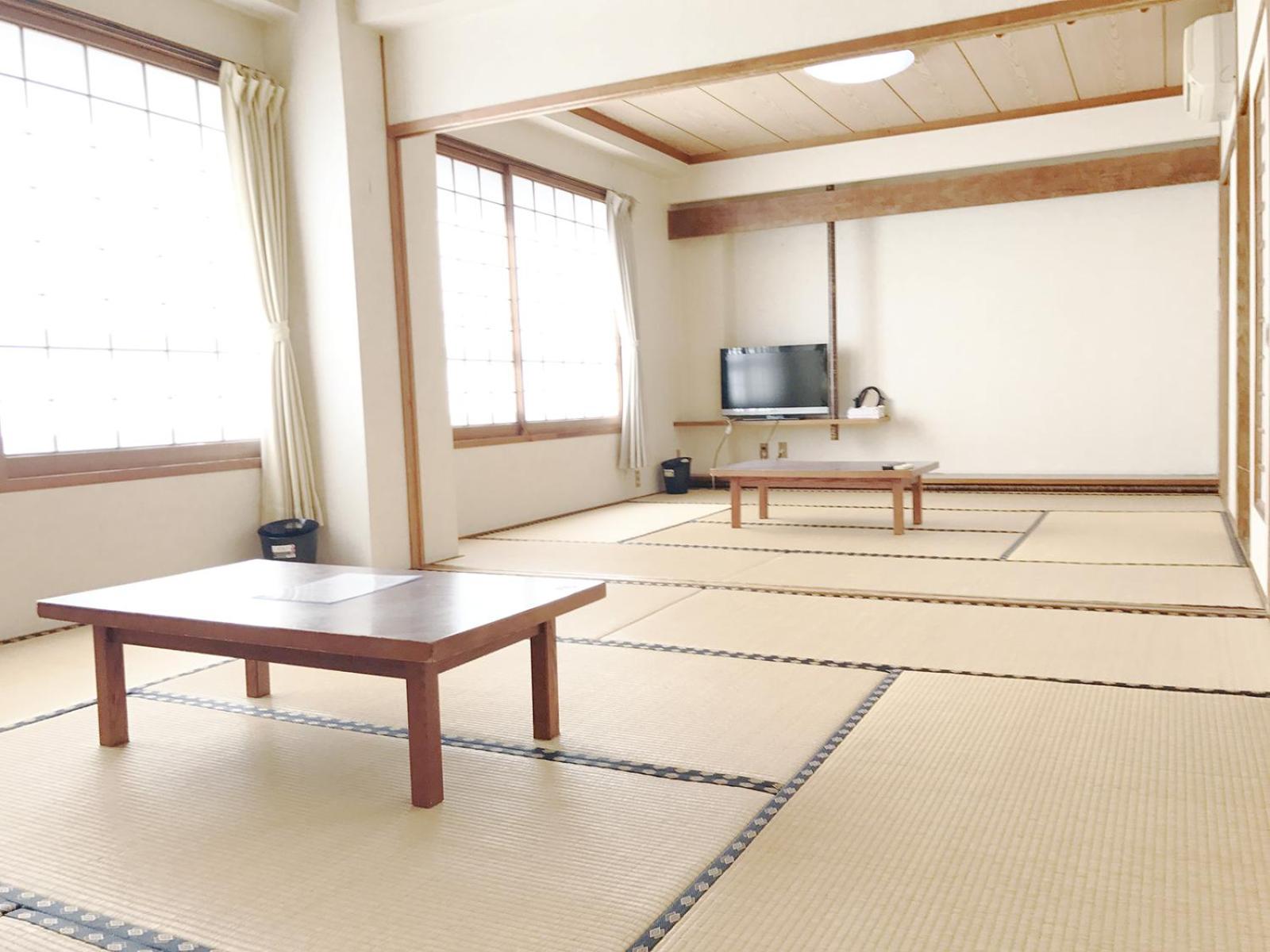 Japanese-Style Family Room