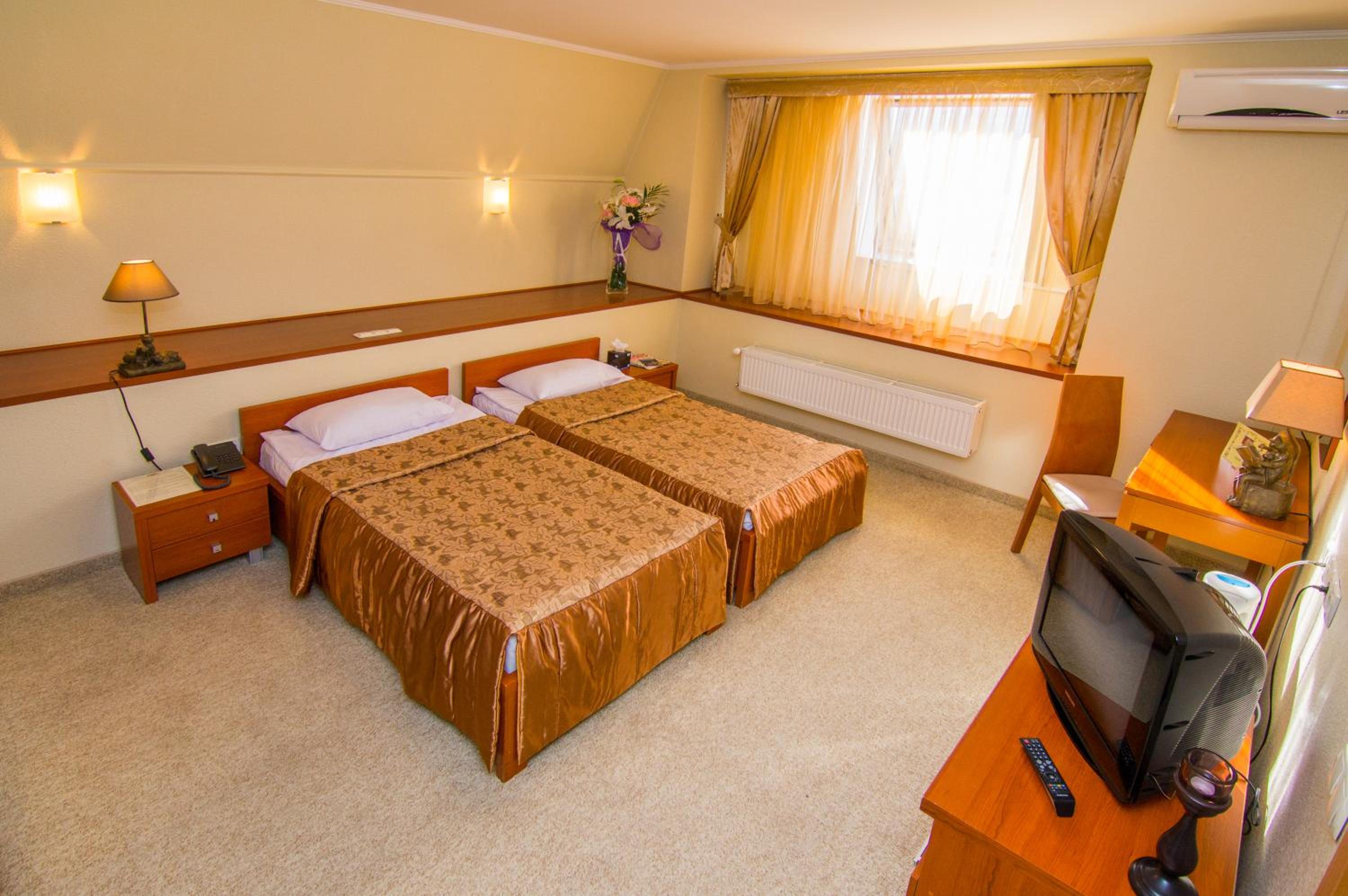 Double or Twin Room - Attic