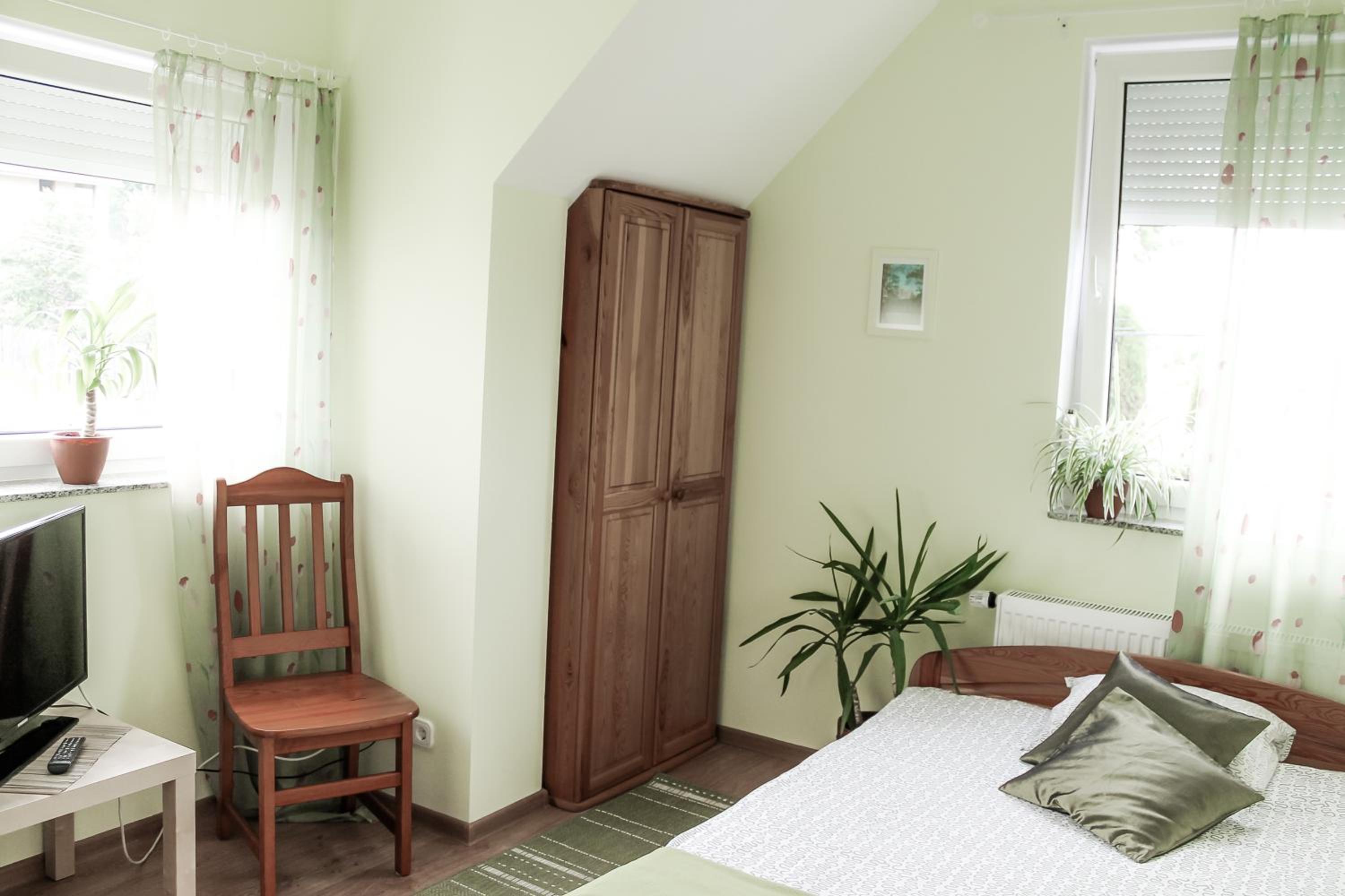 Small Double Room photo 1