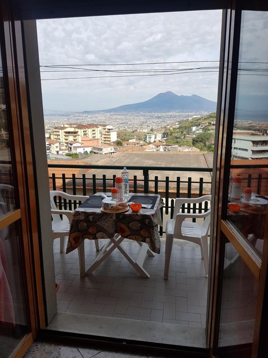 Double Room with Balcony and Sea View photo 3