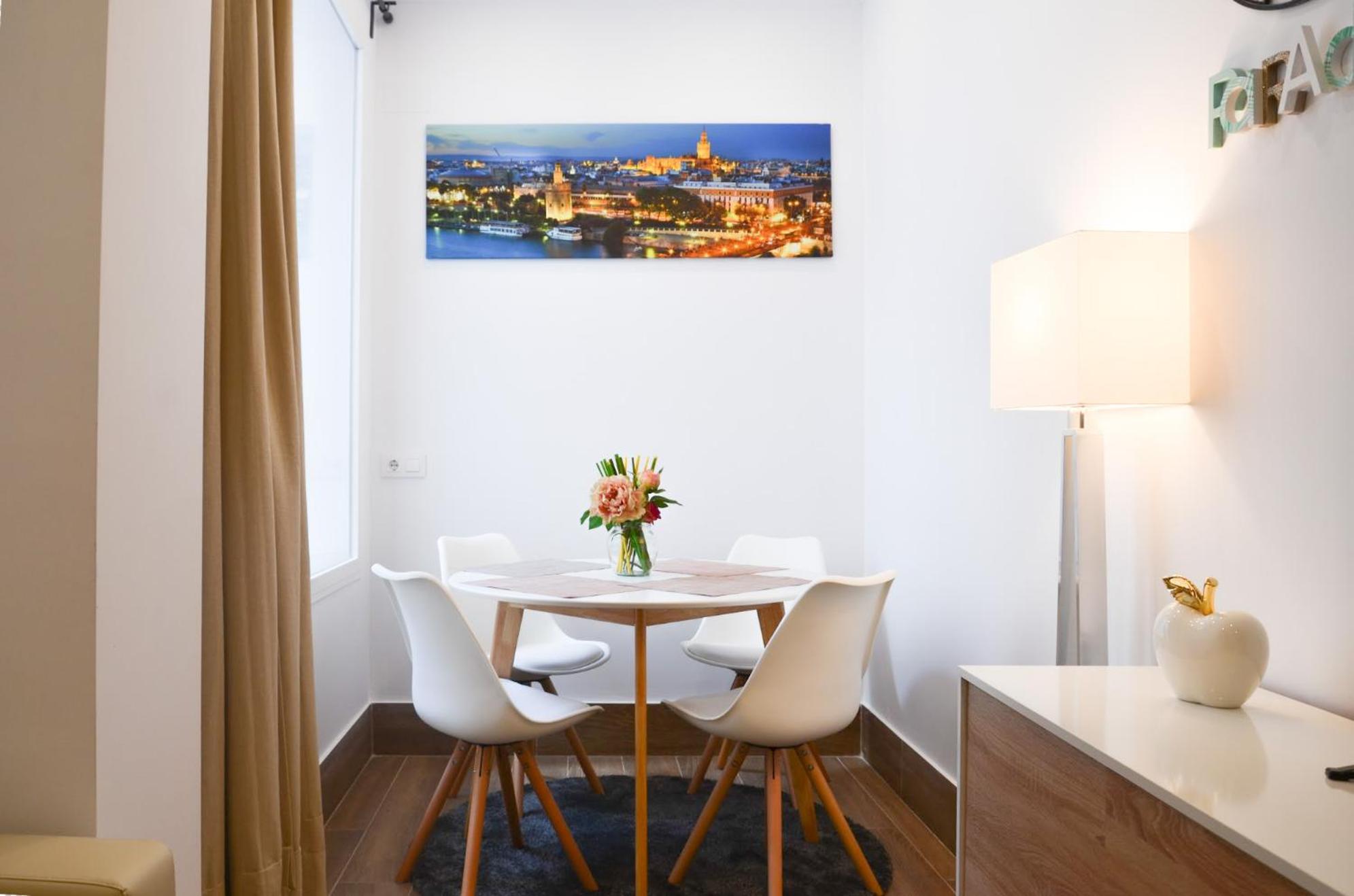 Deluxe Apartment - Photo 9