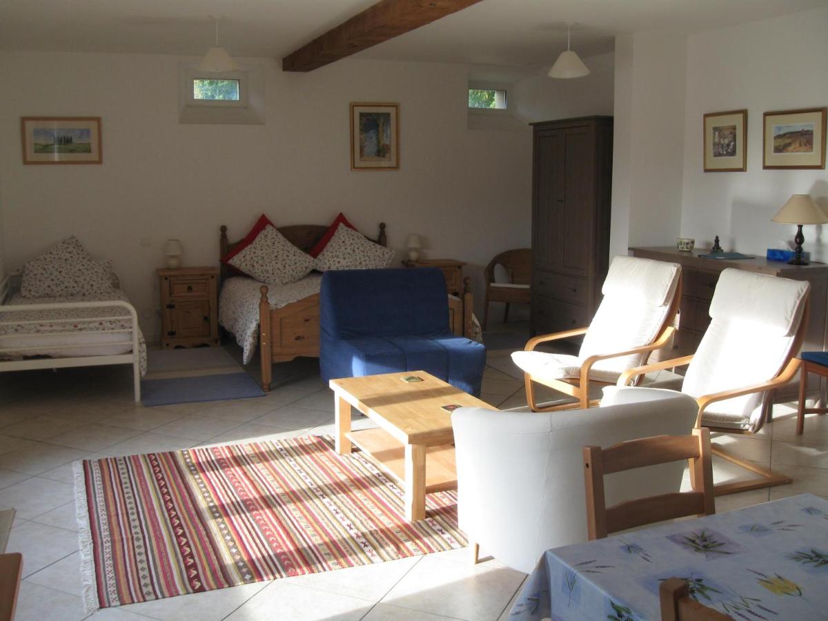 Family Room photo 2