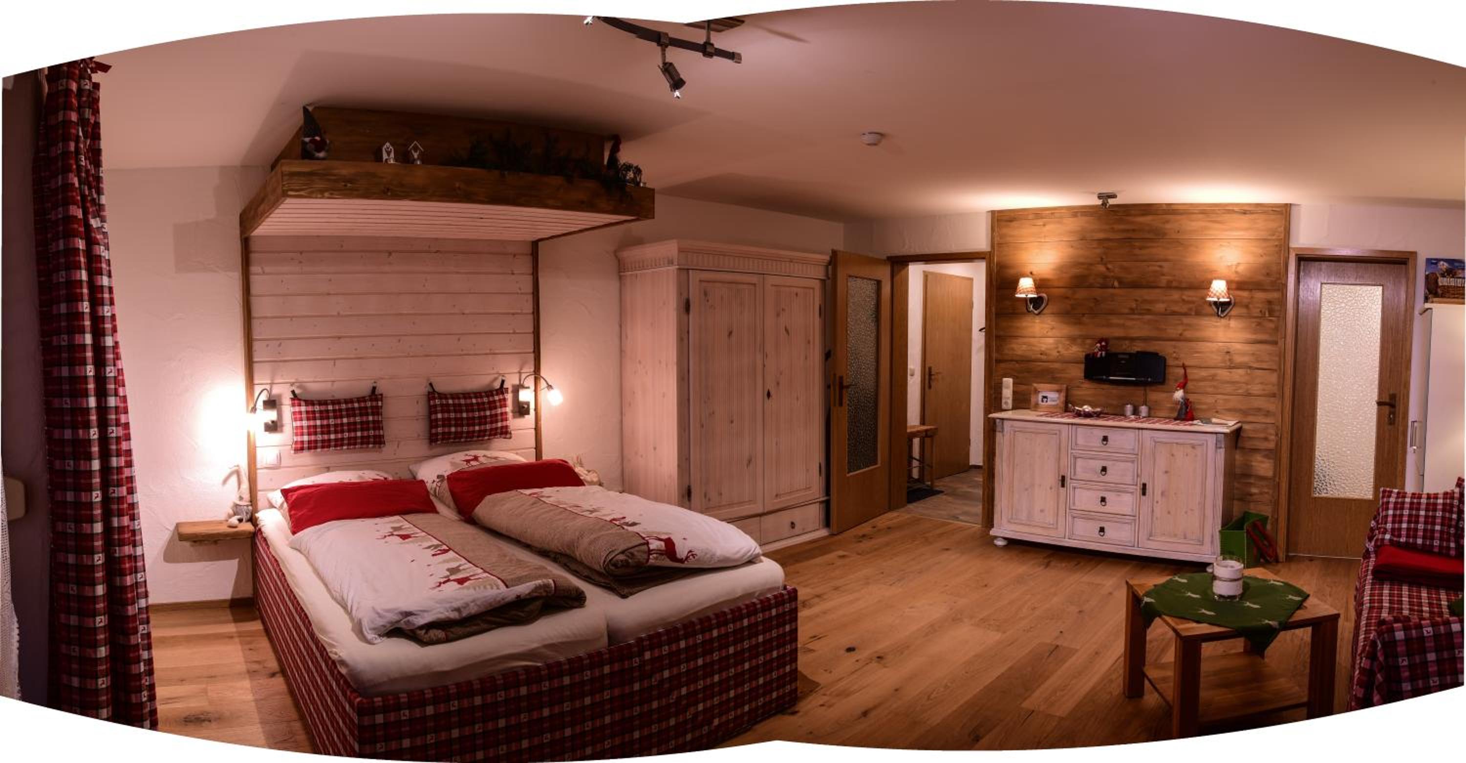 Deluxe Studio Apartment - no pets allowed  photo 1