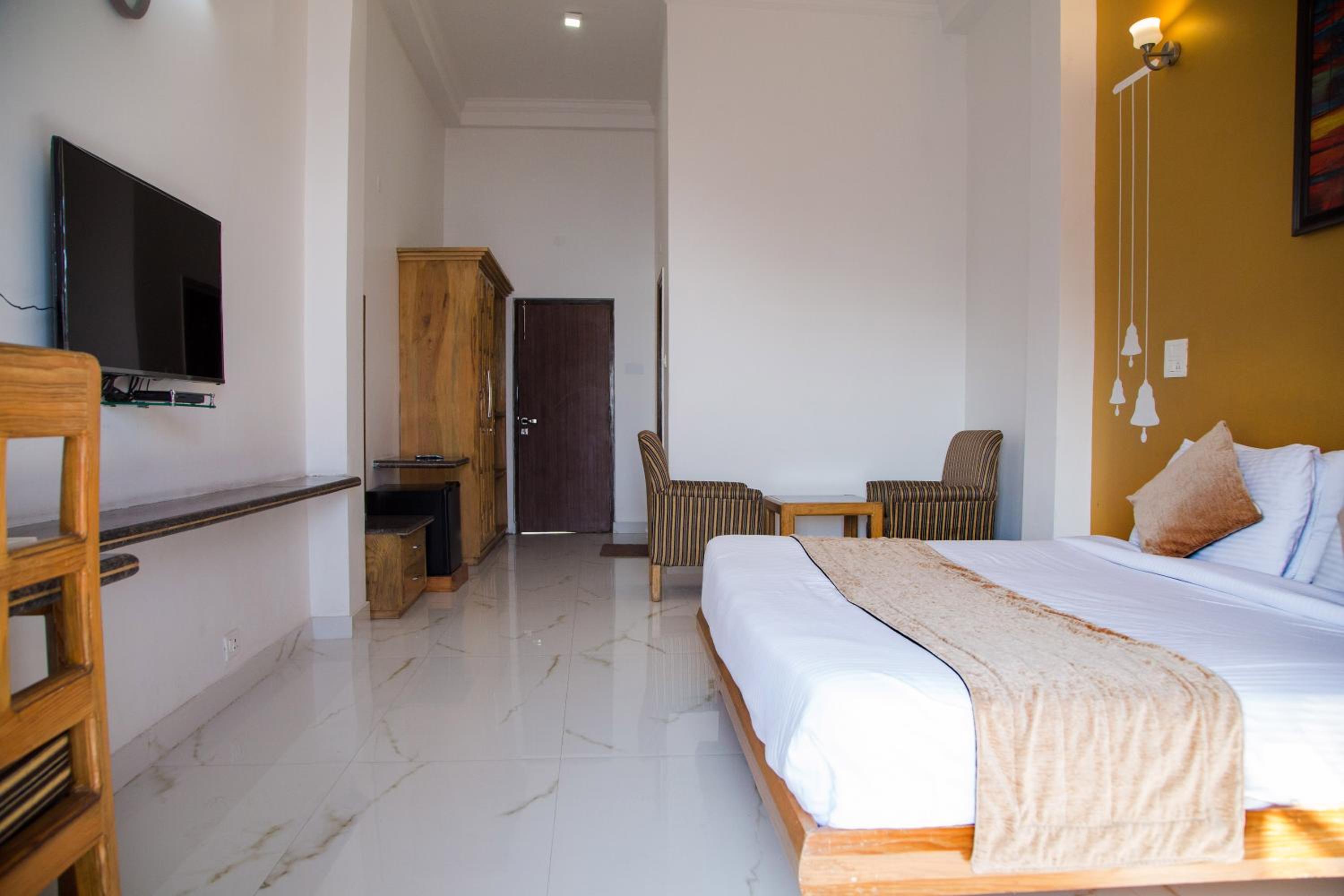 Non AC Deluxe room photo 3