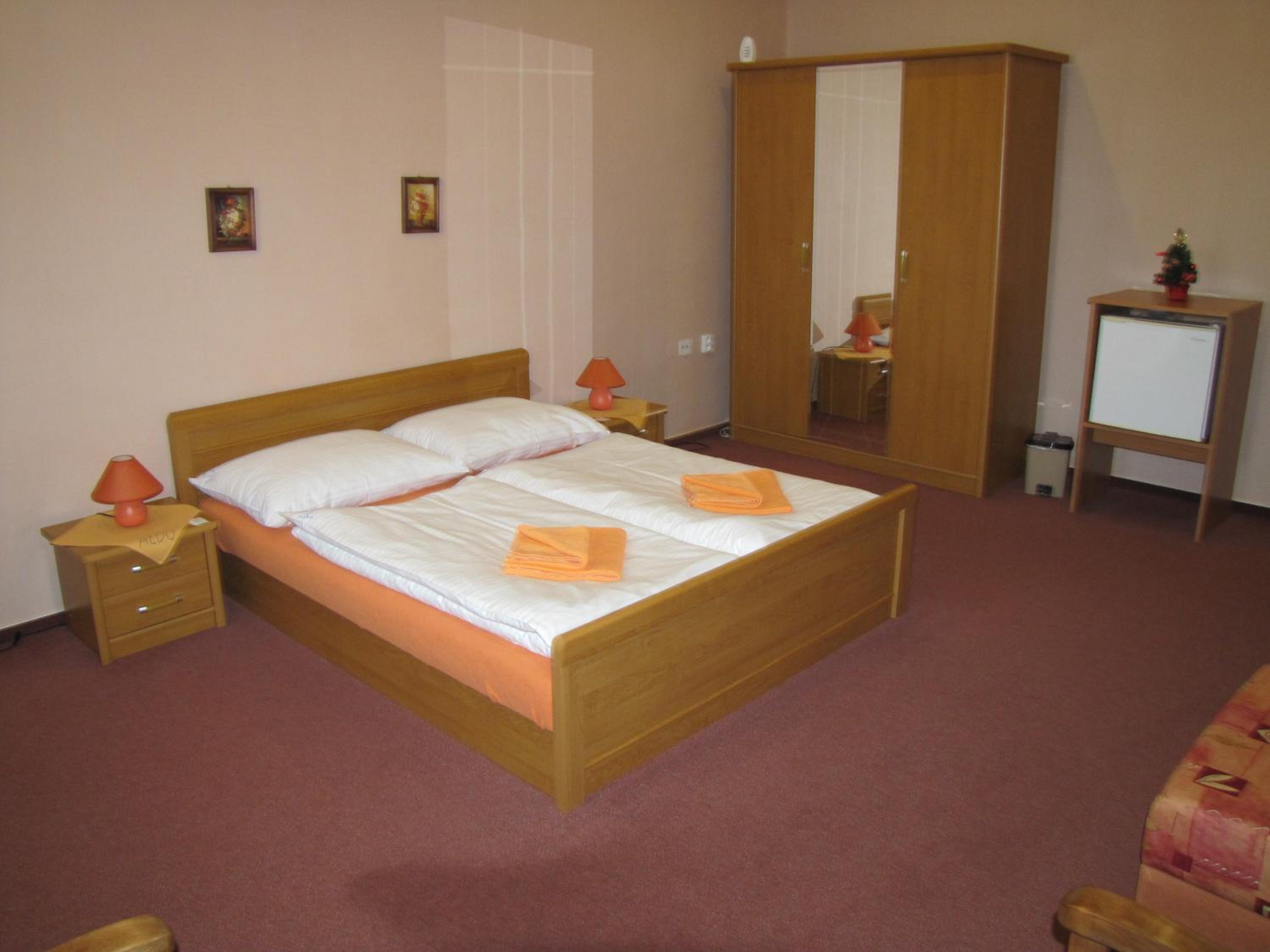 Double Room with Private Bathroom photo 1