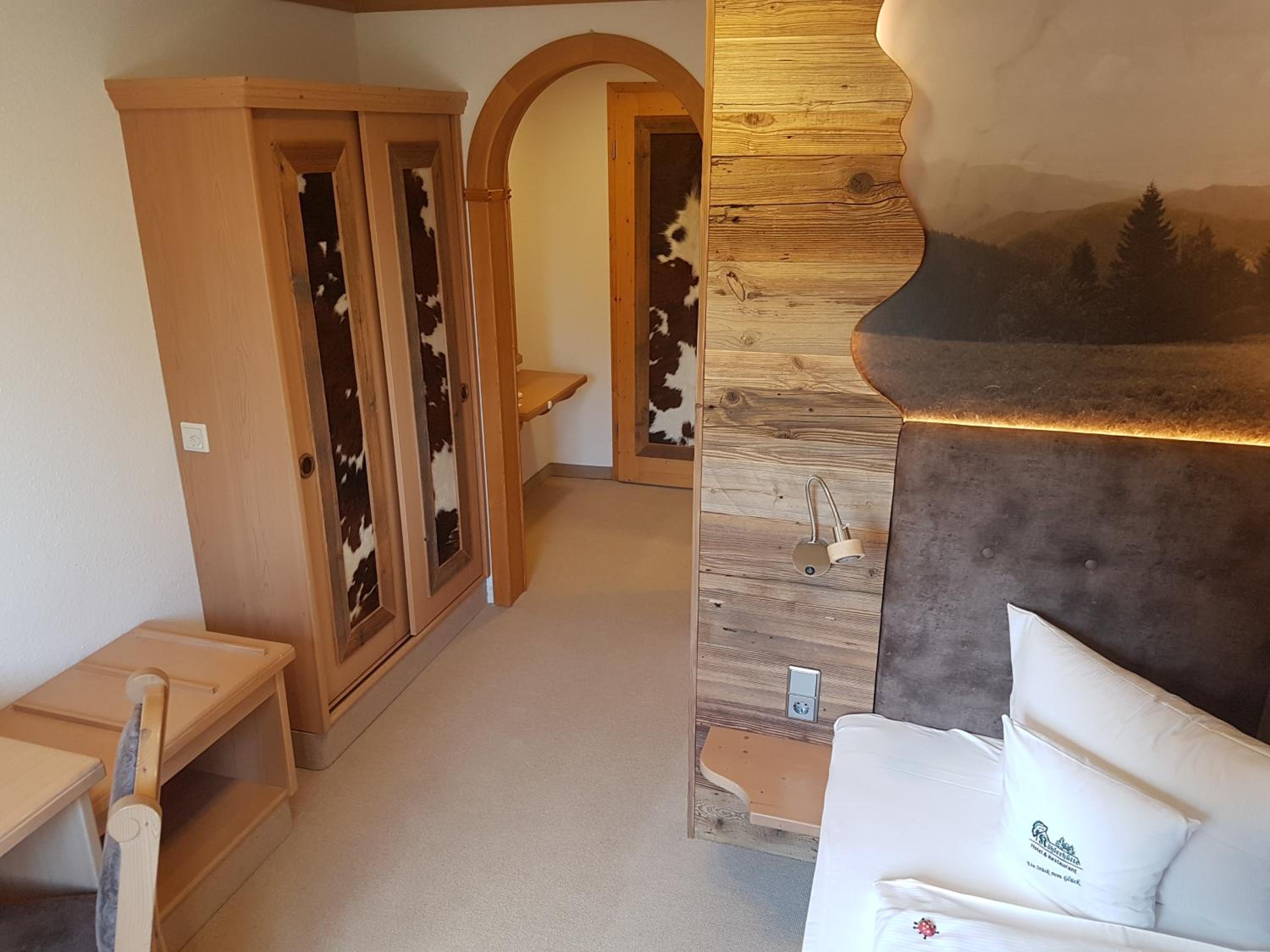 Single Room photo 3