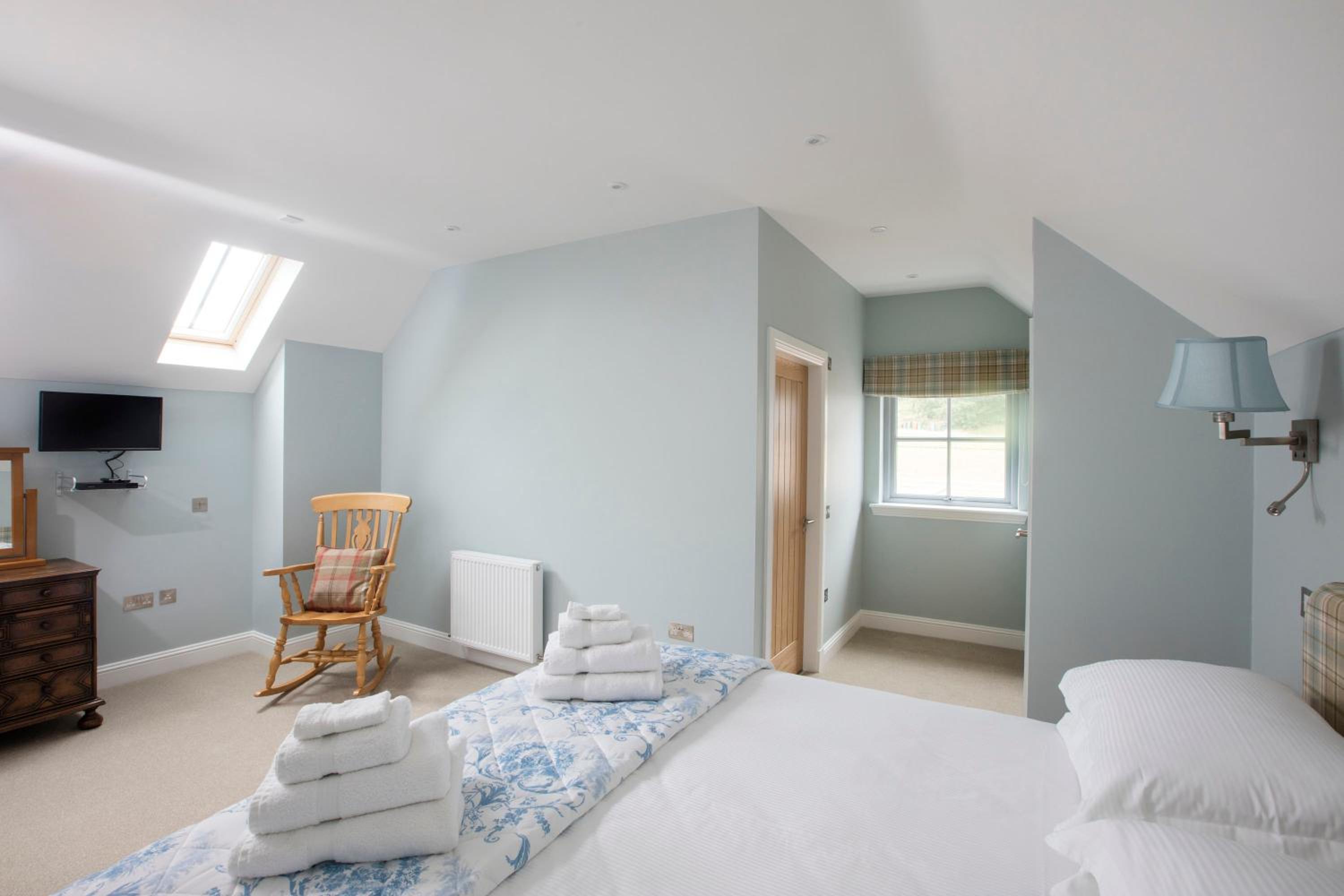 Two-Bedroom House photo 2