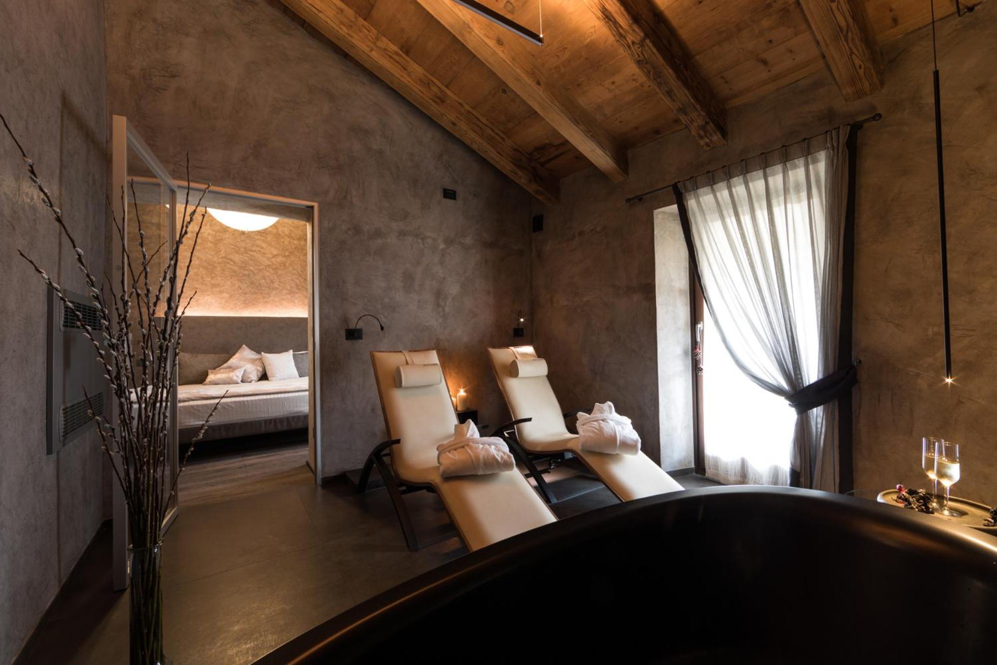 Duplex Suite - Photo 3