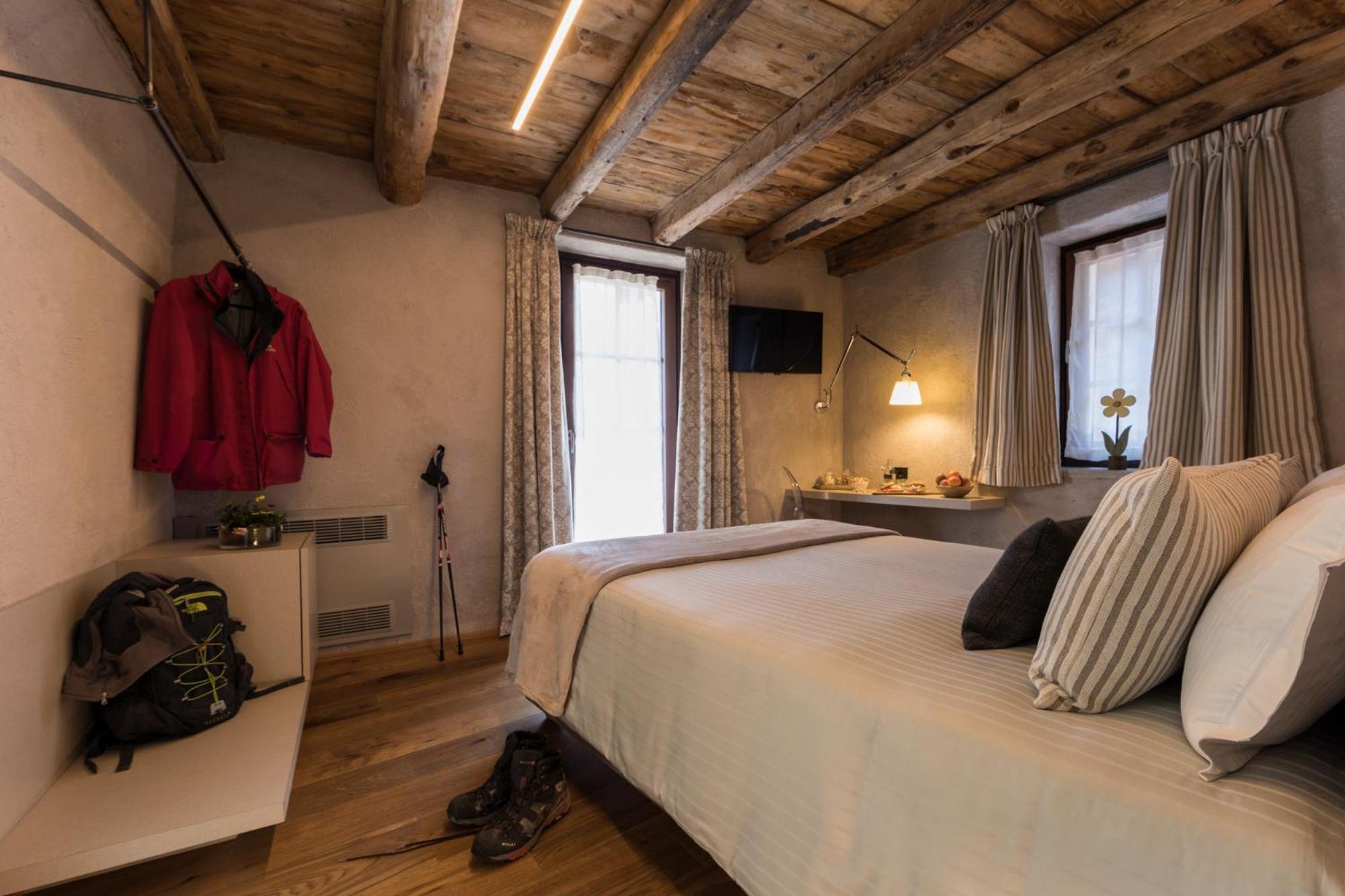 Deluxe Double Room - Photo 6