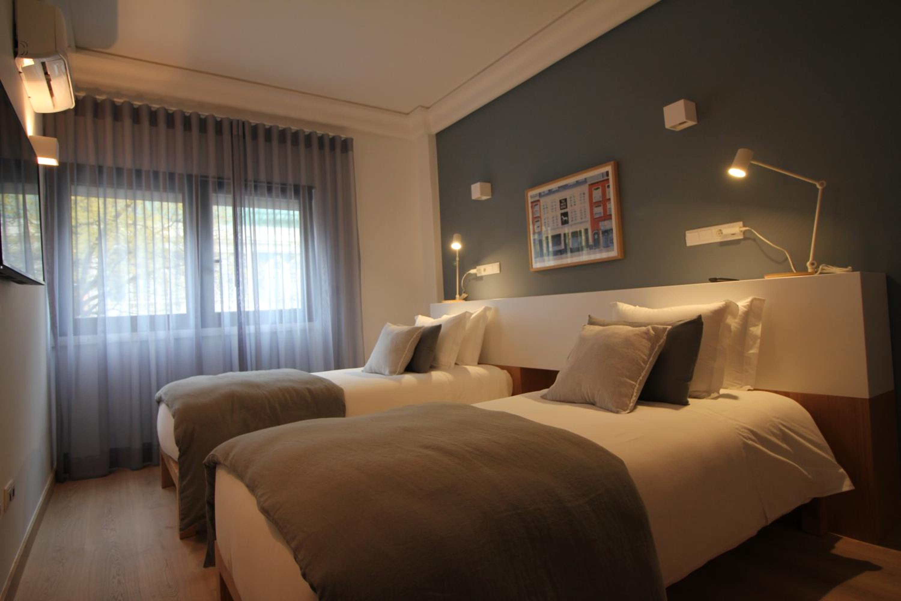 Standard Suite - Photo 6