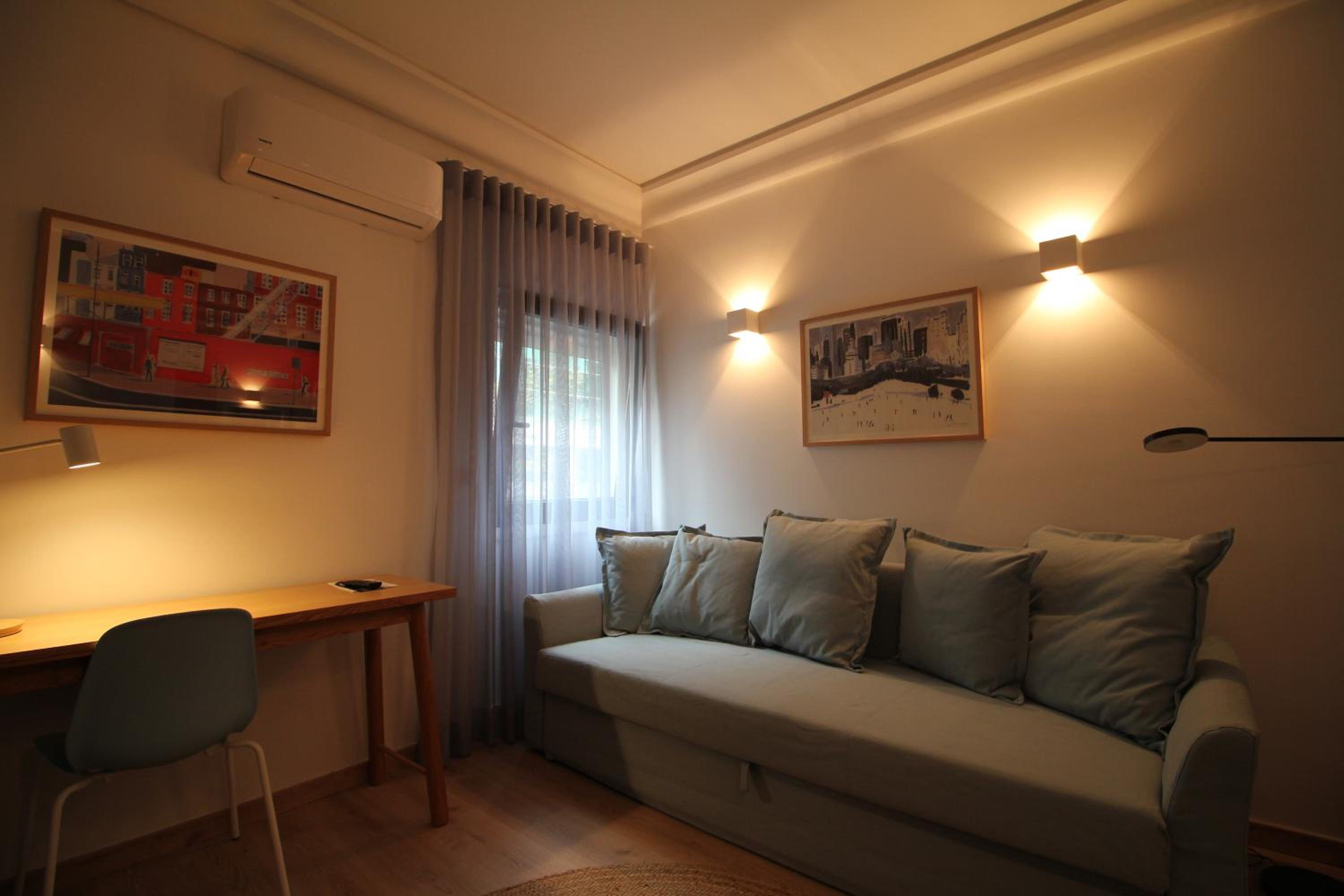 Standard Suite - Photo 5