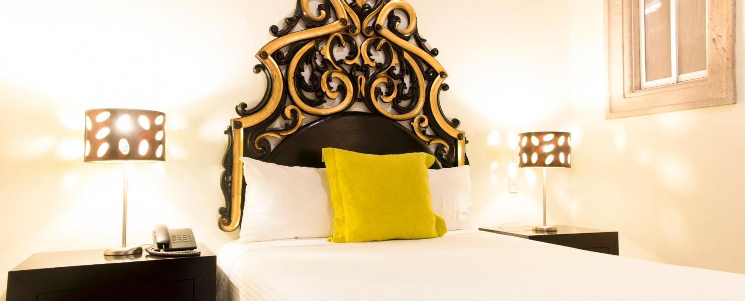 Double Room - Photo 10