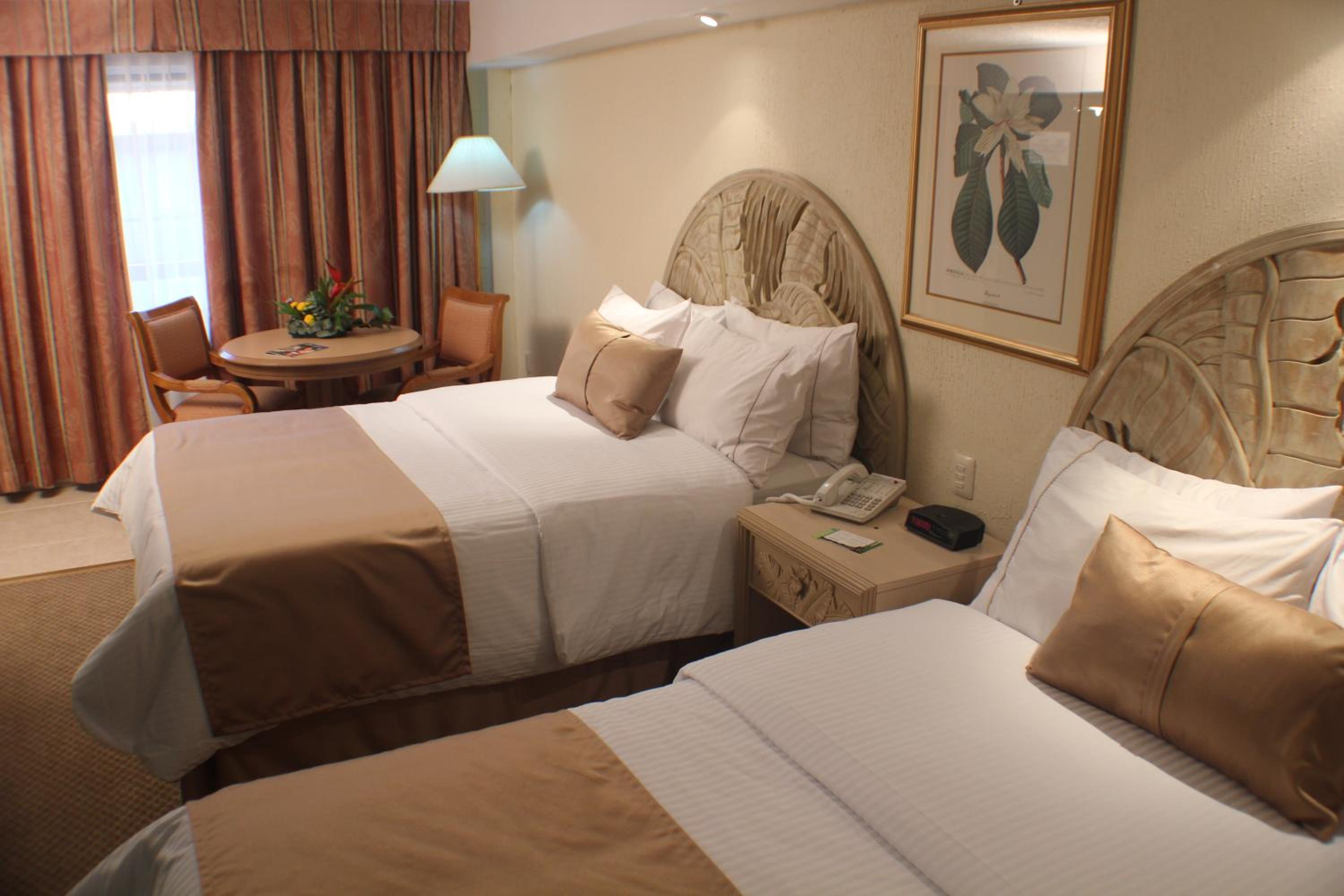 Double Room with Two Double Beds - Non-Smoking photo 3