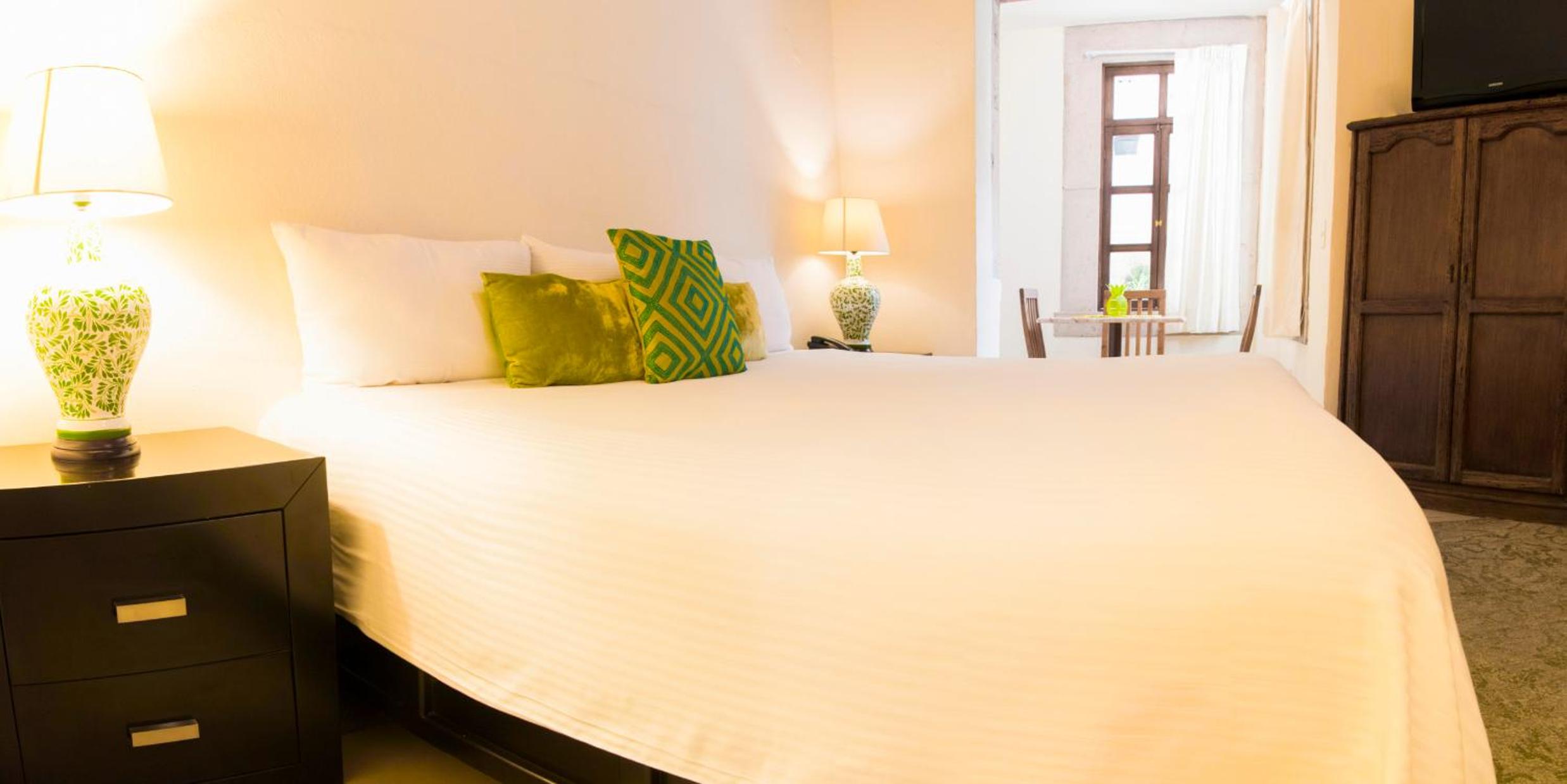 Double Room - Photo 11