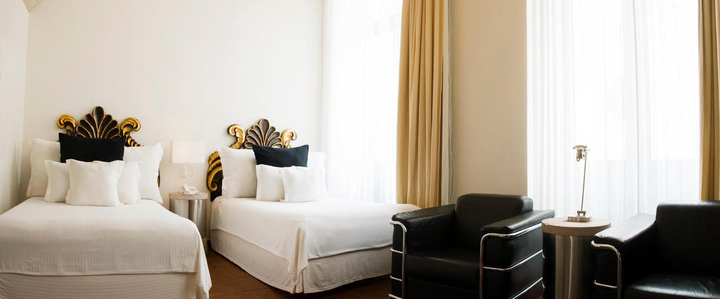 Twin Room - Photo 14