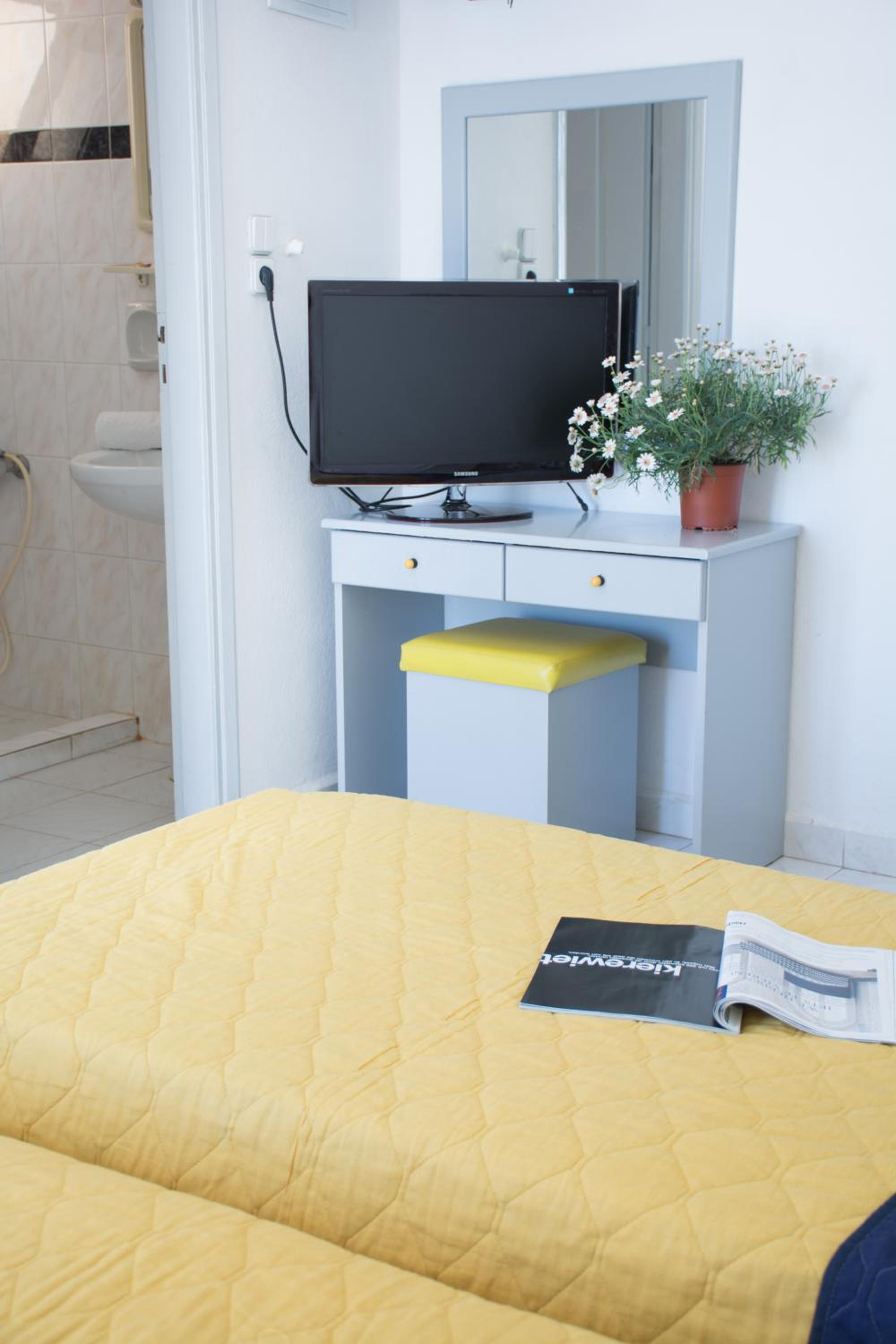 Studio with Sea View - Photo 15