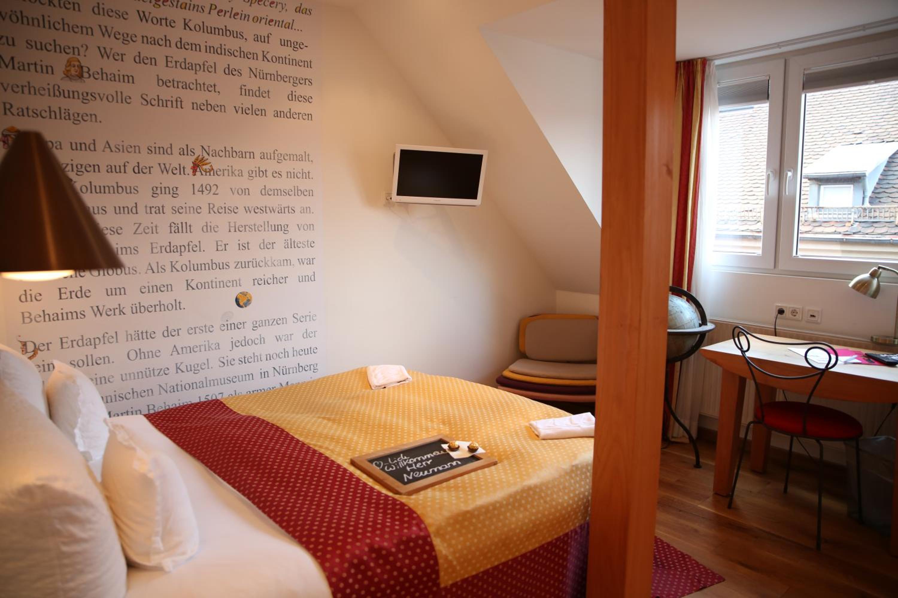 Small Double Room - Photo 7