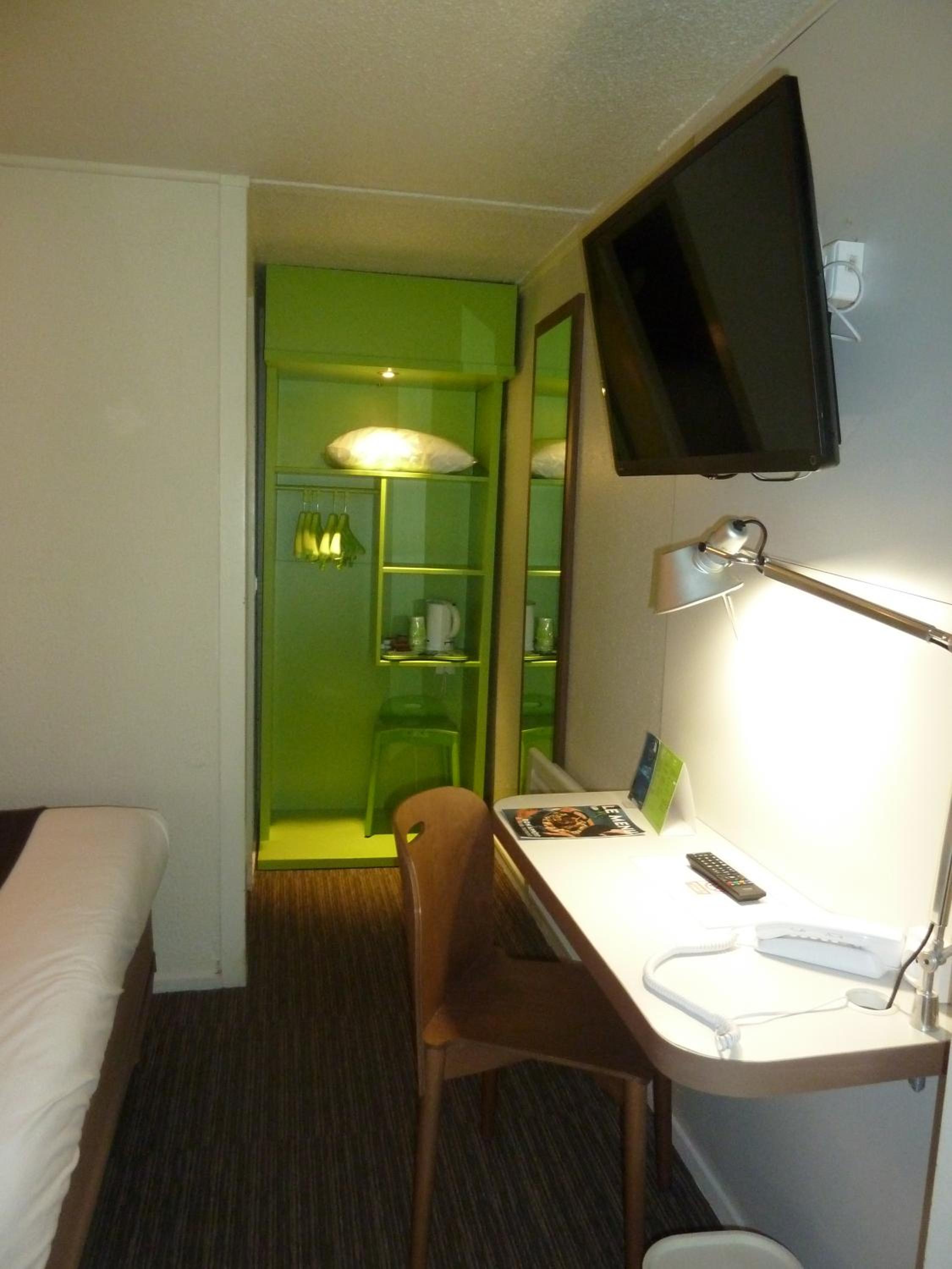 Double Room - Photo 15