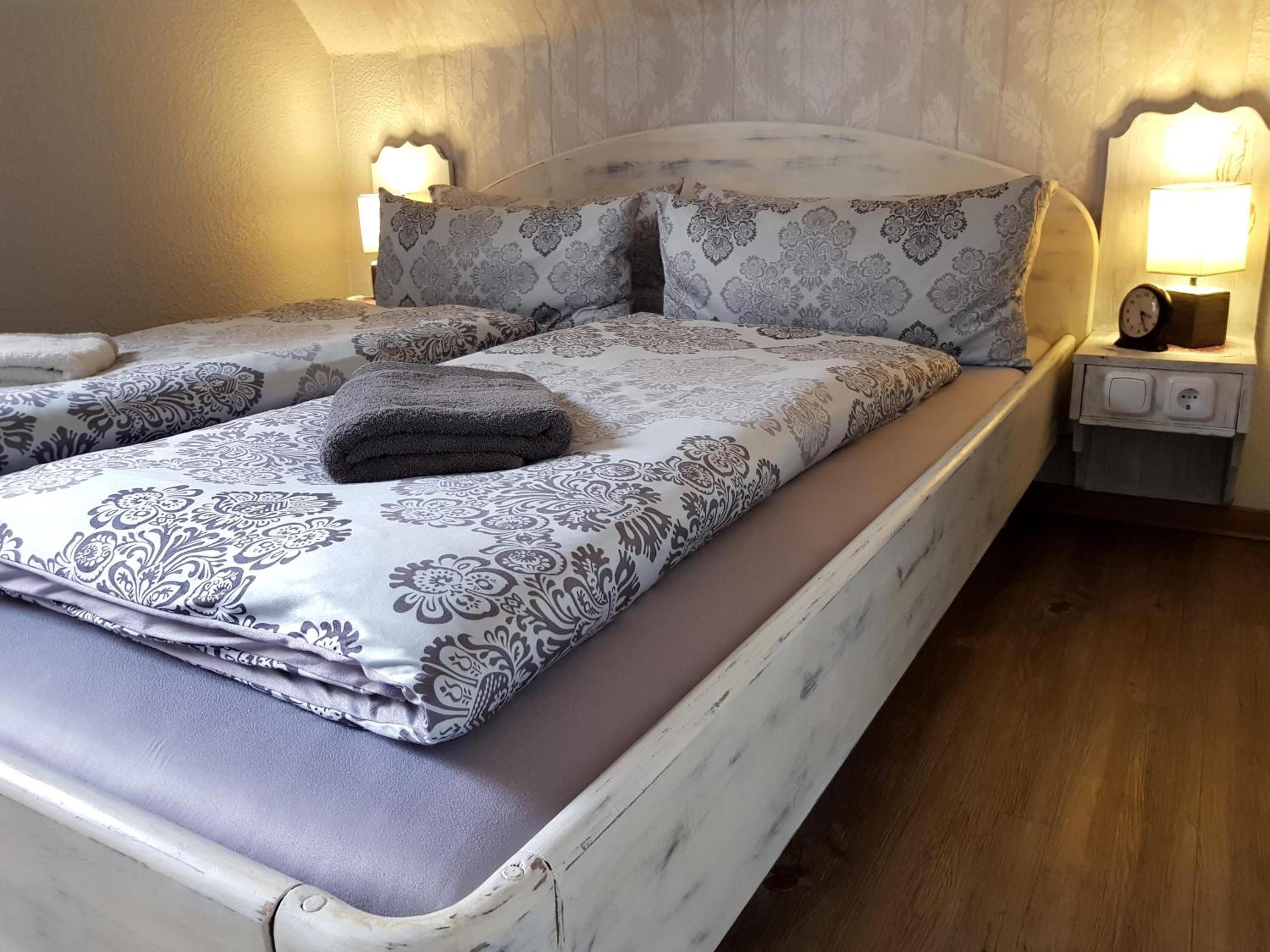 Small Double Room photo 1