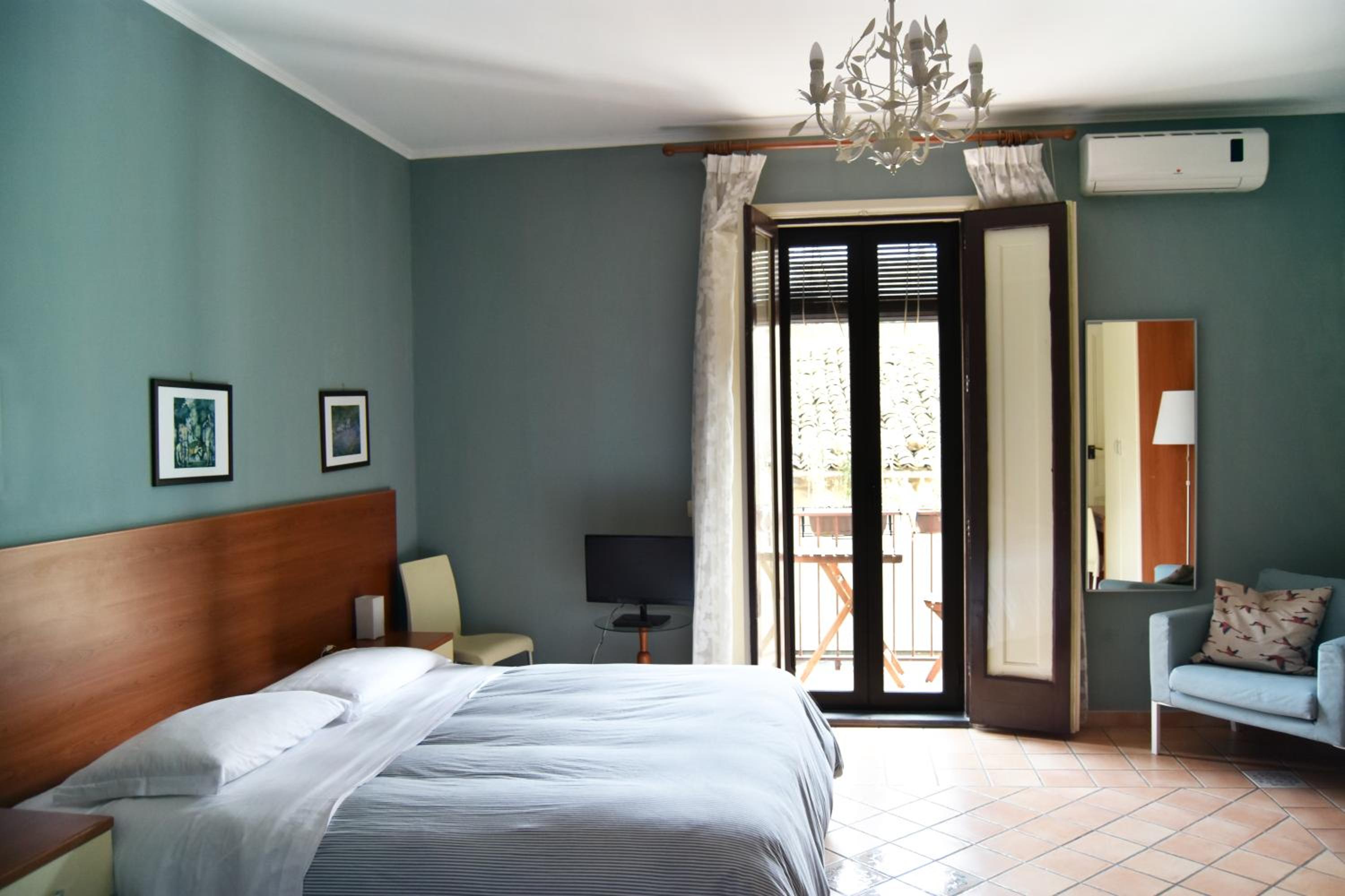 Double Room photo 2