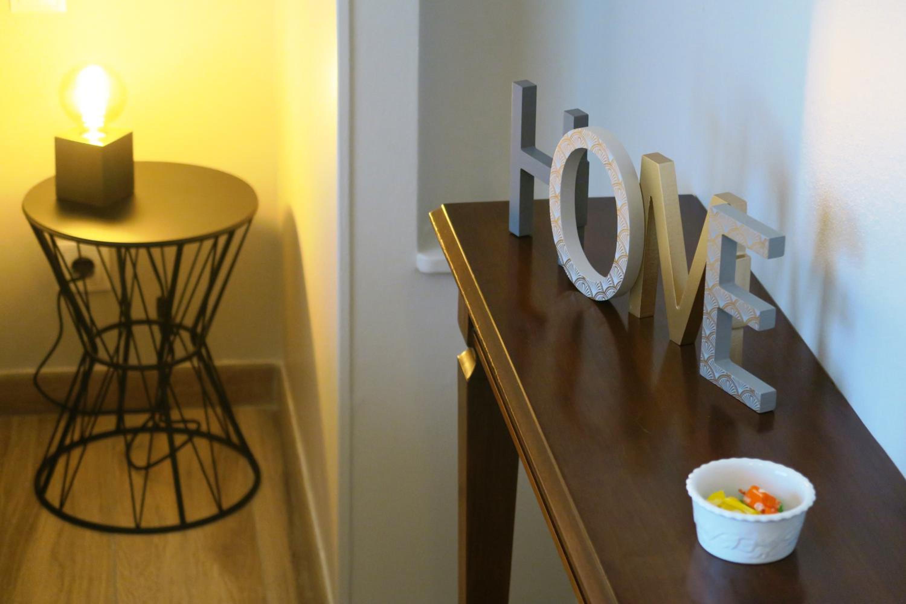 Standard Double Room - Photo 15